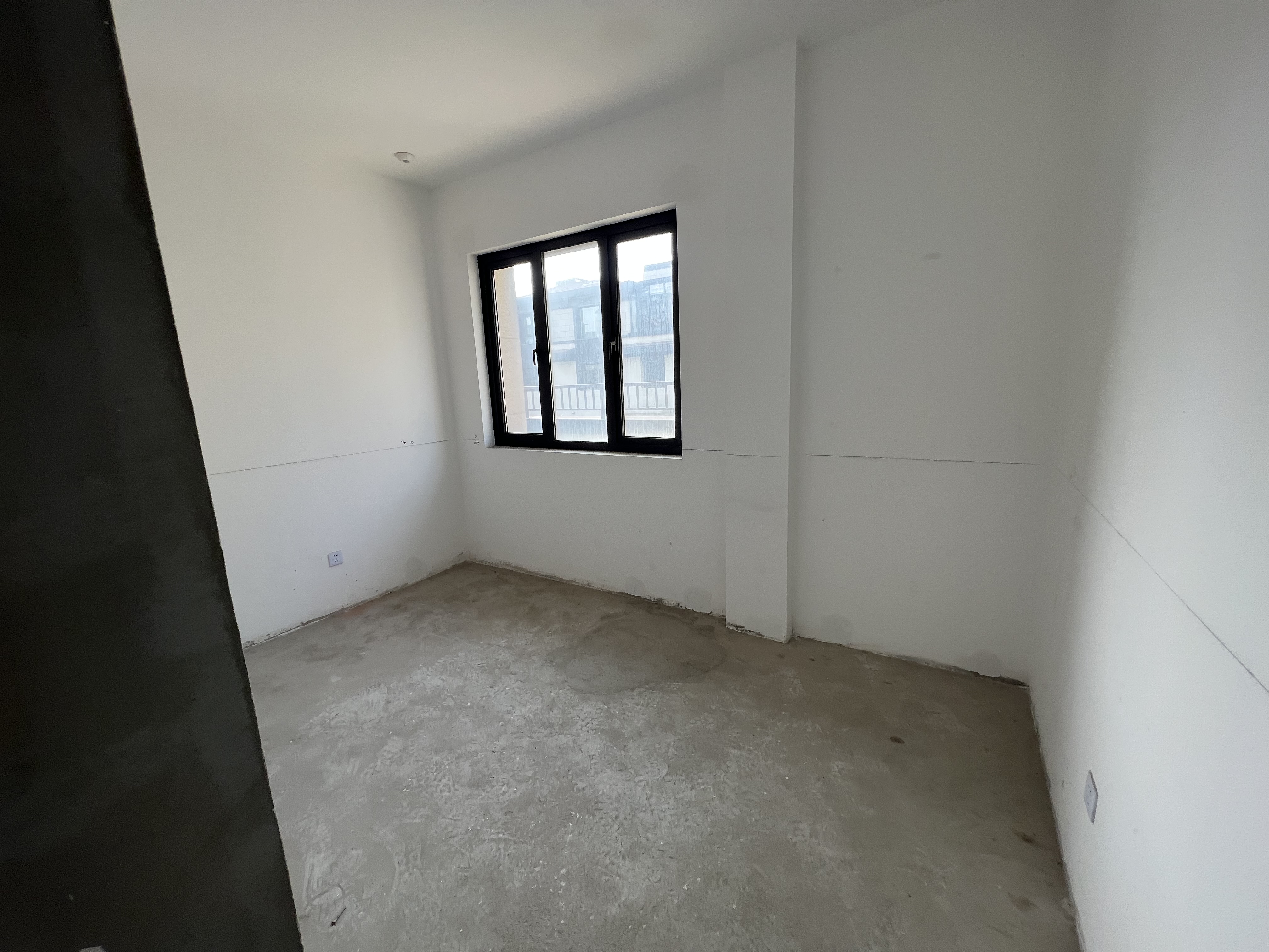新瑞文化翡翠园 5室2厅3卫 500m&sup2;