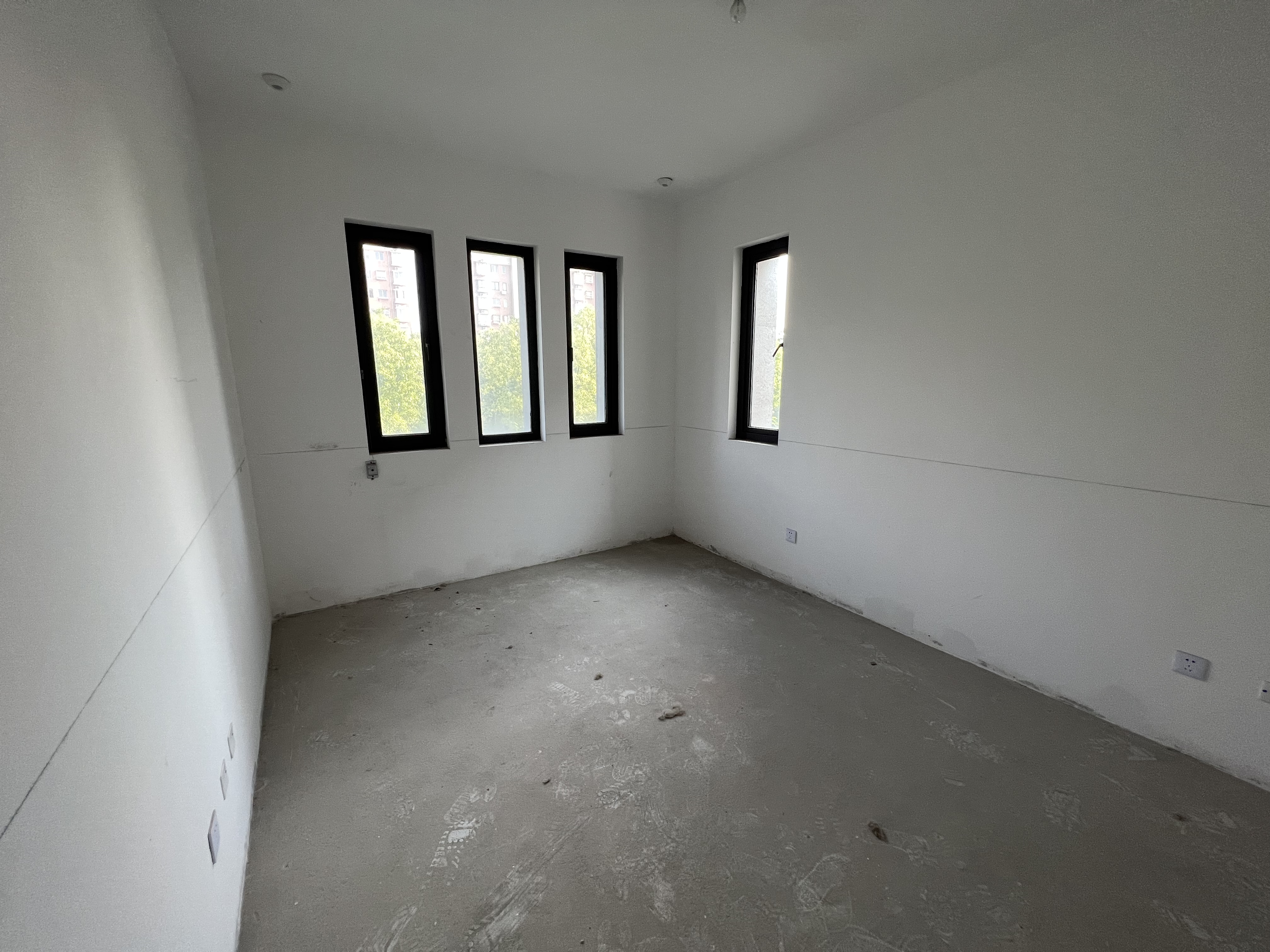 新瑞文化翡翠园 5室2厅3卫 500m&sup2;