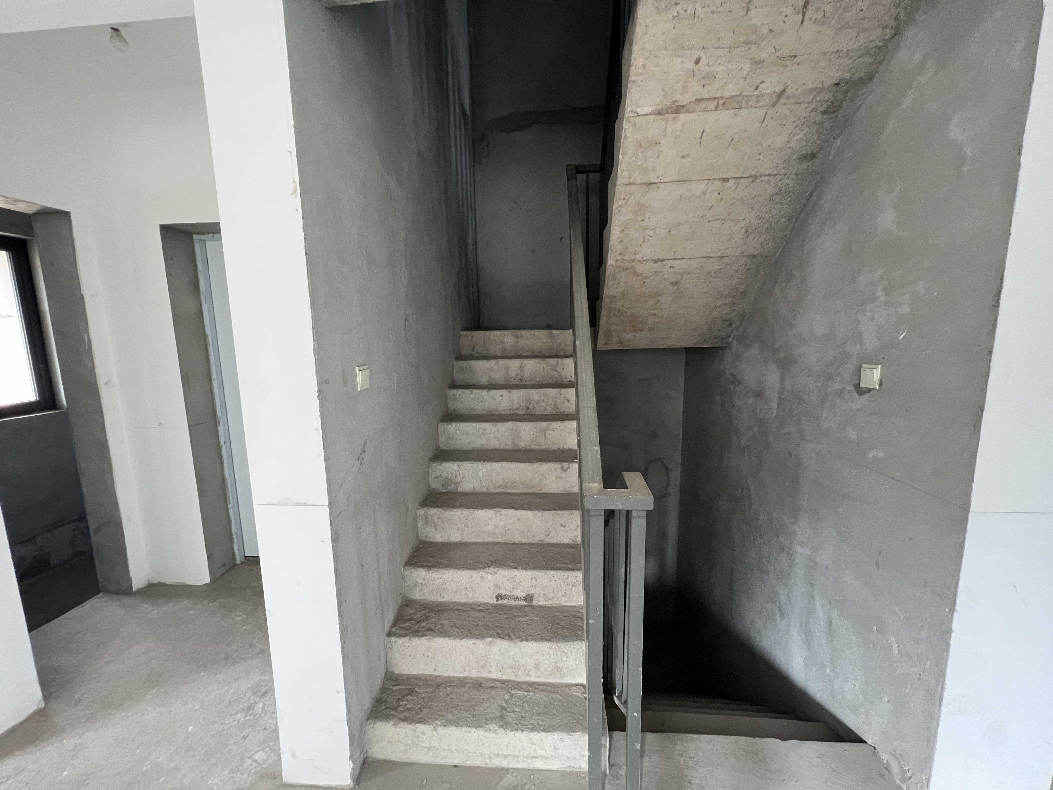 新瑞文化翡翠园 5室2厅3卫 500m&sup2;