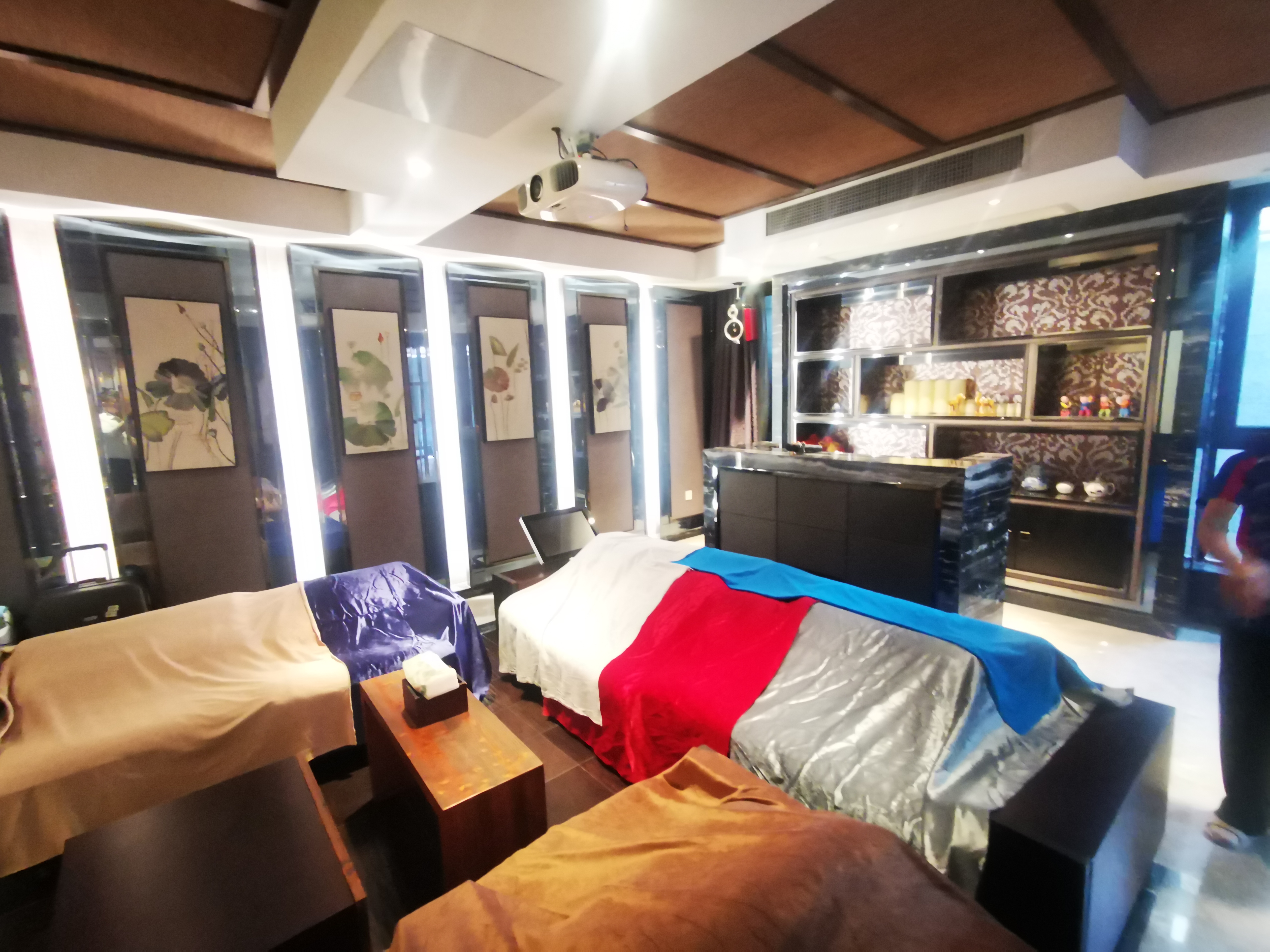 金沙阳光府邸 8室4厅3卫 366.17m&sup2;