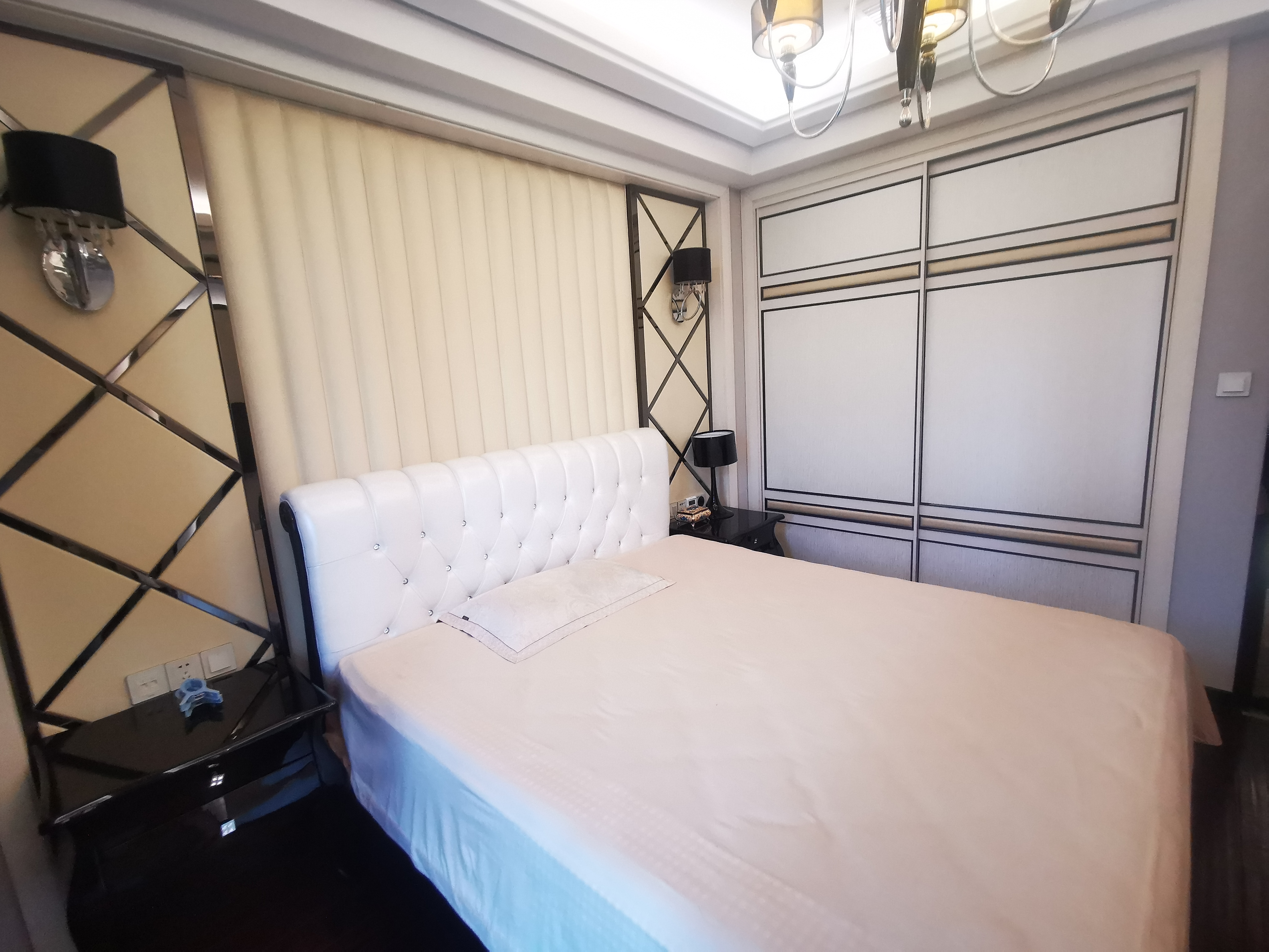 金沙阳光府邸 8室4厅3卫 366.17m&sup2;