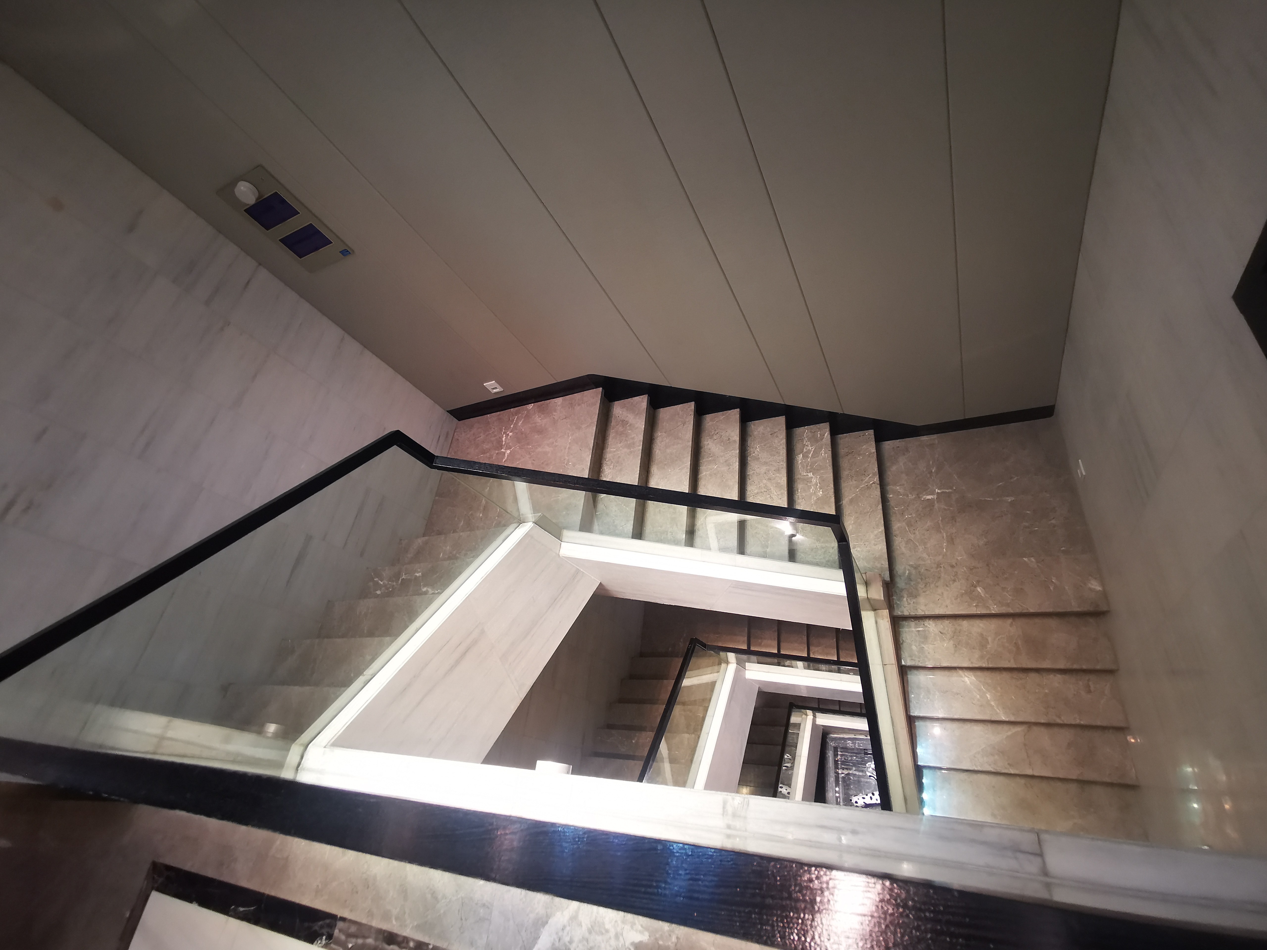 金沙阳光府邸 8室4厅3卫 366.17m&sup2;