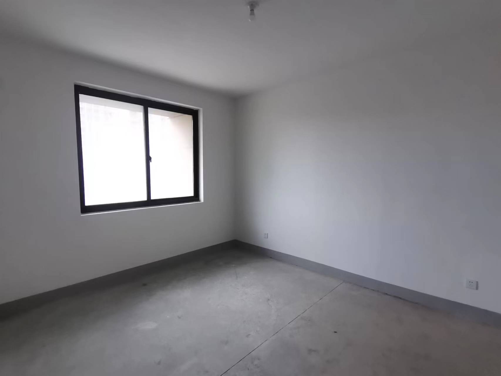 中桥名邸 3室2厅2卫 143m&sup2;