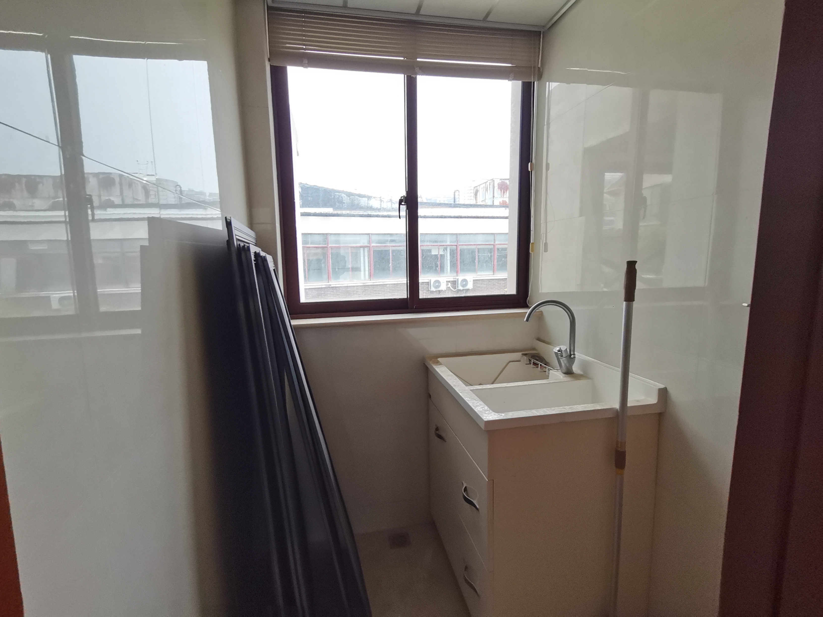 金沙阳光府邸 5室2厅3卫 390m²