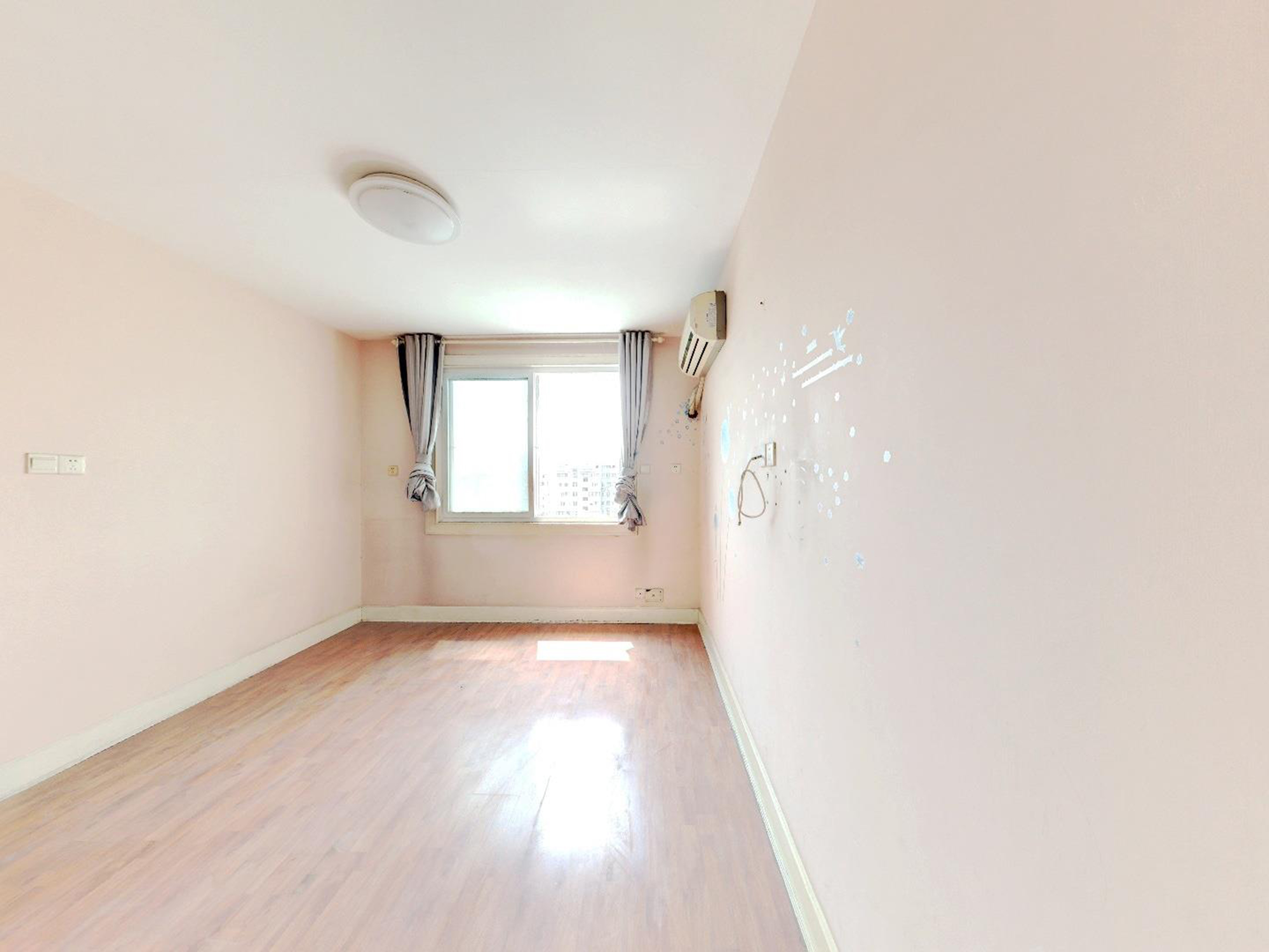 北濠桥东村 4室2厅1卫 82.00m&sup2;