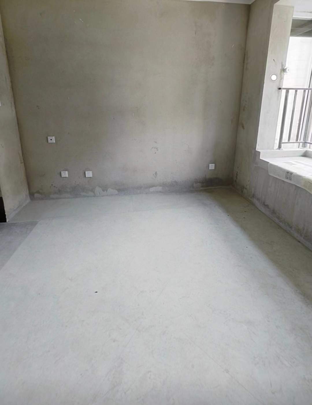 丽景湾 3室2厅2卫 117m&sup2;