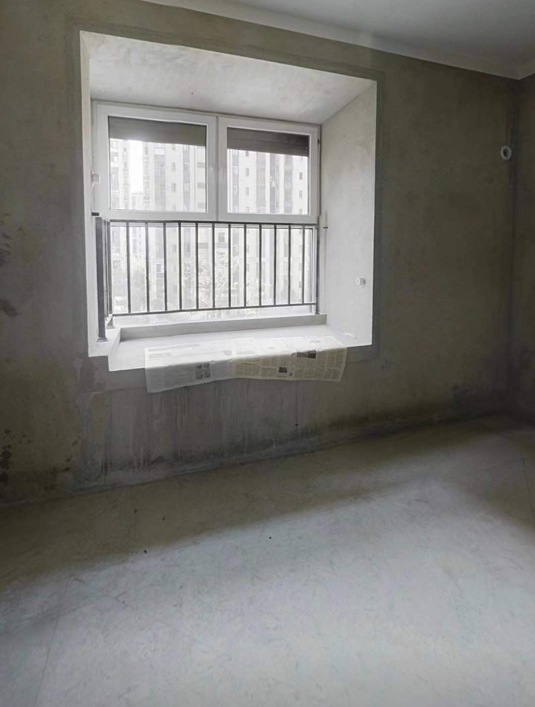 丽景湾 3室2厅2卫 117m&sup2;