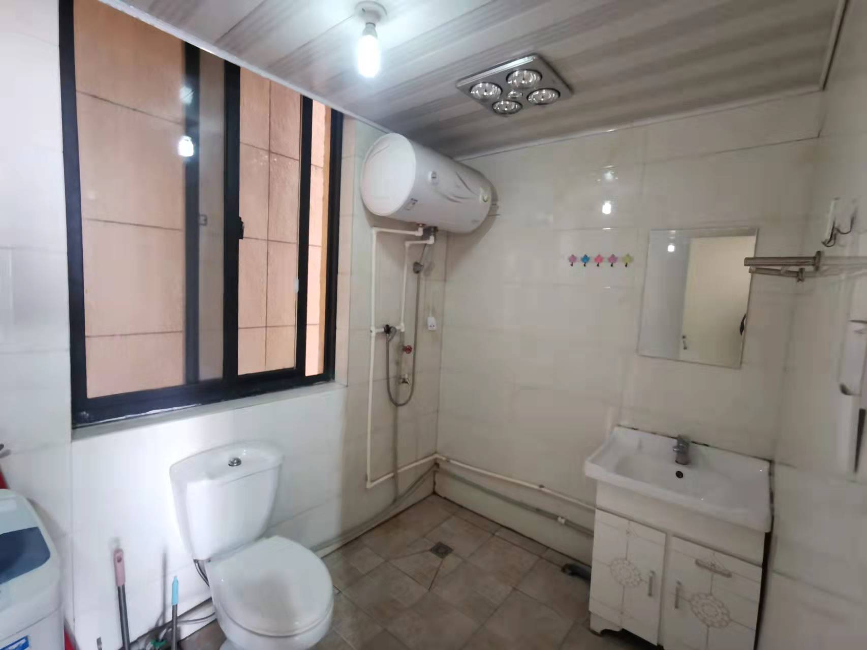 融悦华庭 2室2厅1卫 88m&sup2;