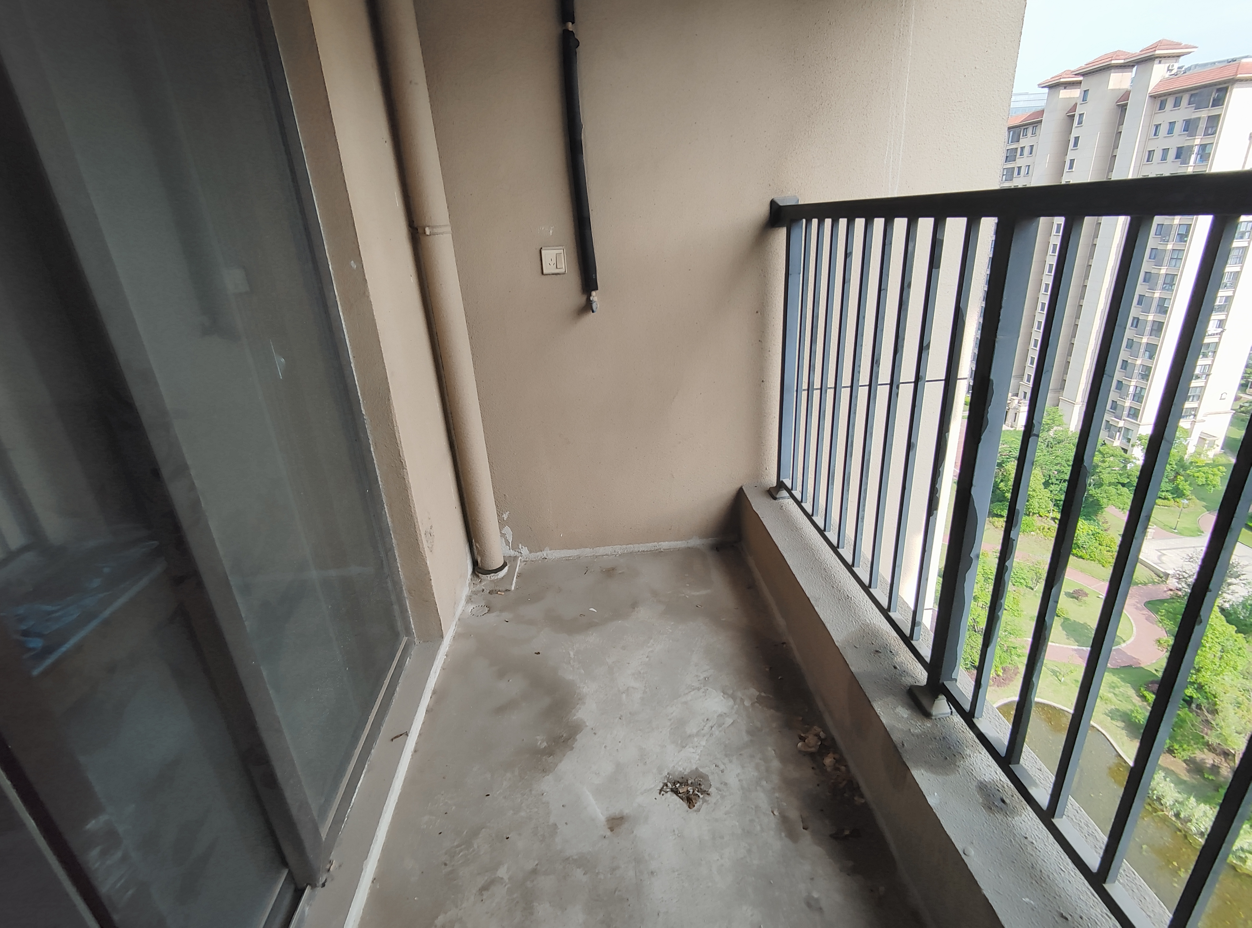 雨润星雨华府 3室2厅2卫 132m&sup2;