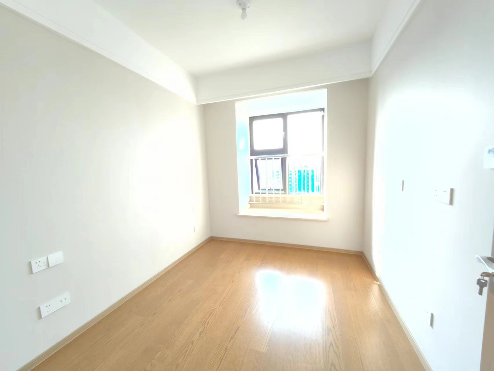 万濠禧园 3室2厅2卫 128m&sup2;