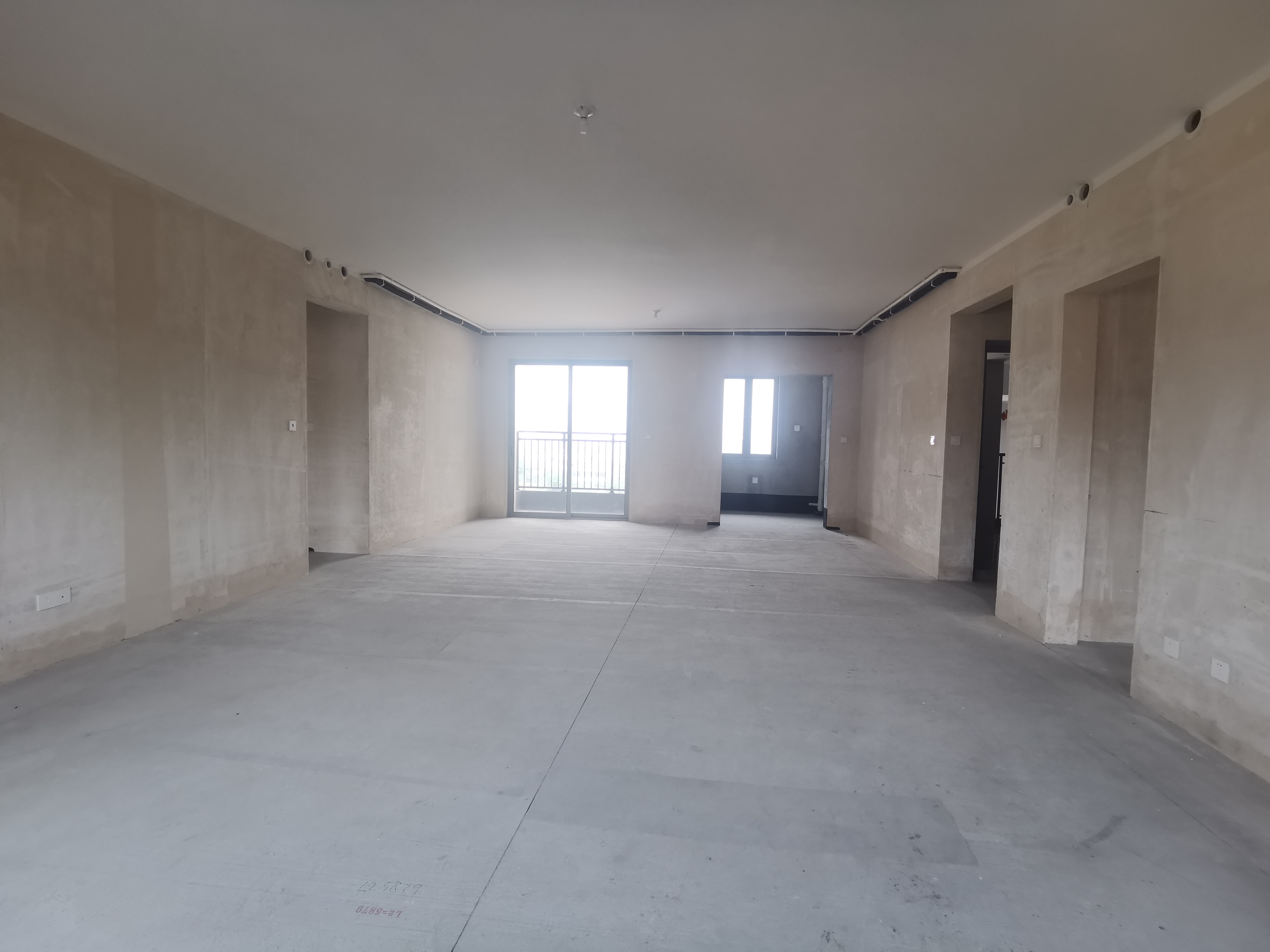 澜庭序 4室2厅2卫 199m²