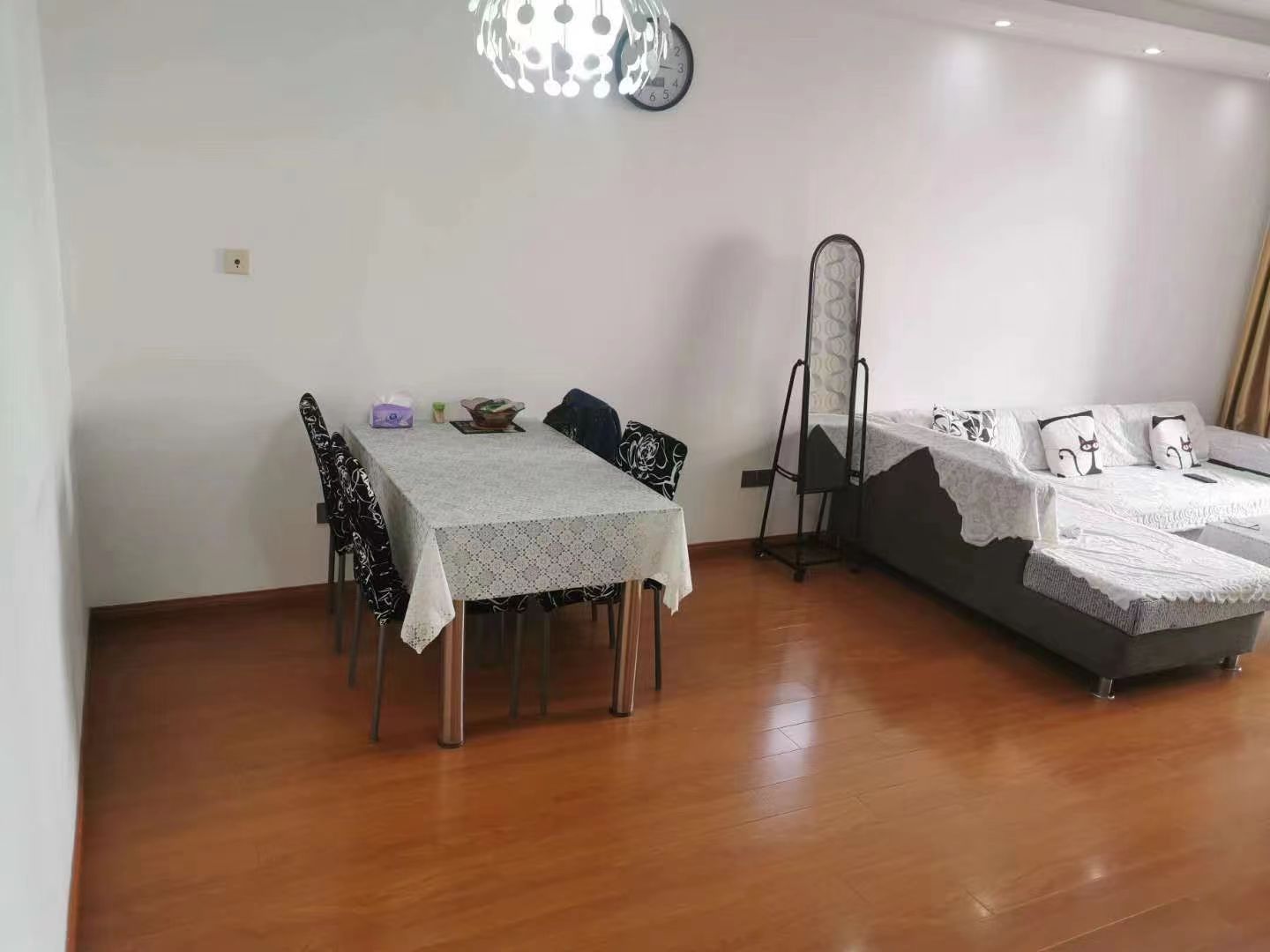 中南世纪城 1室2厅1卫 87m&sup2;
