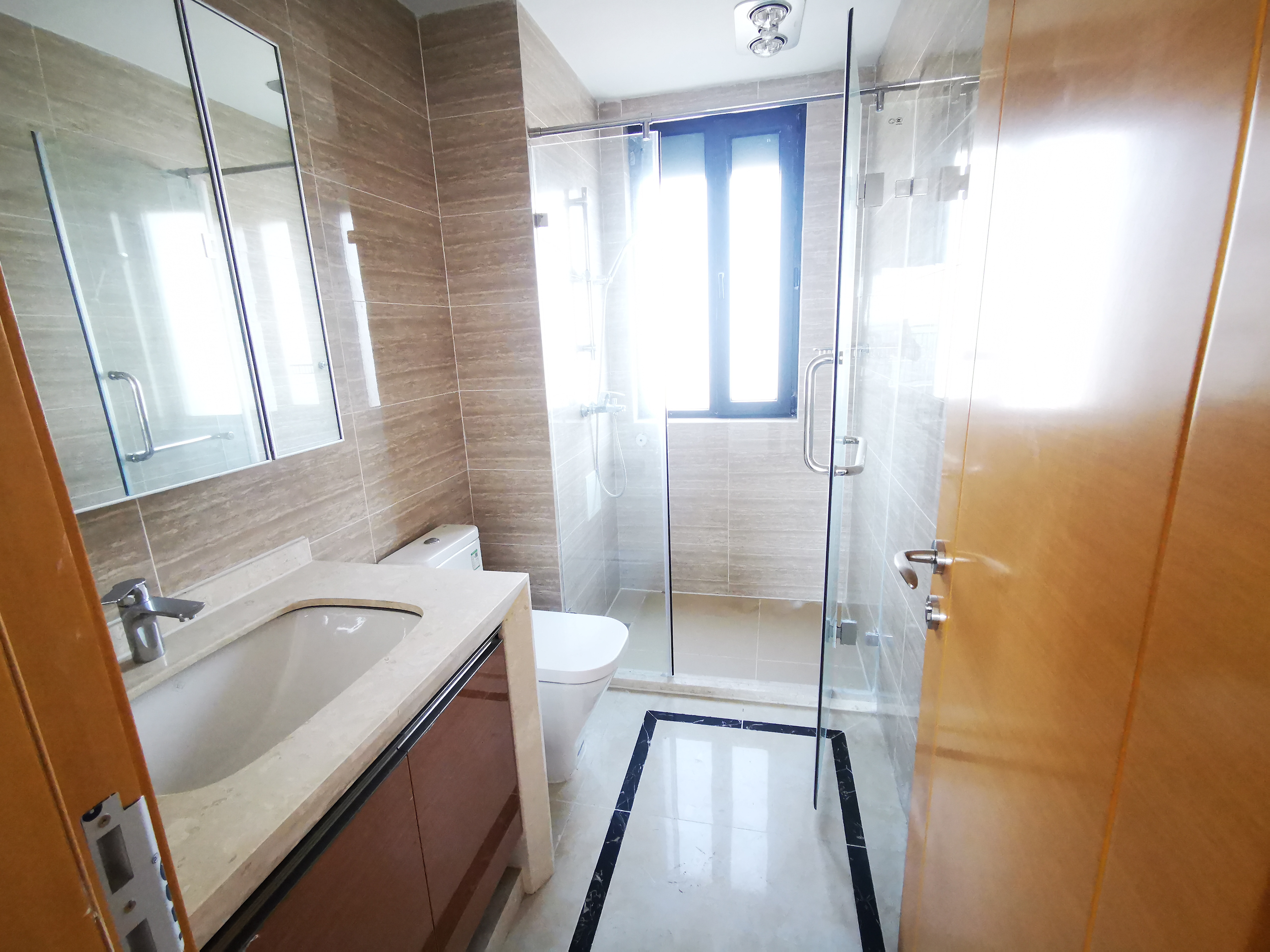 富力院士廷 4室2厅2卫 171m&sup2;