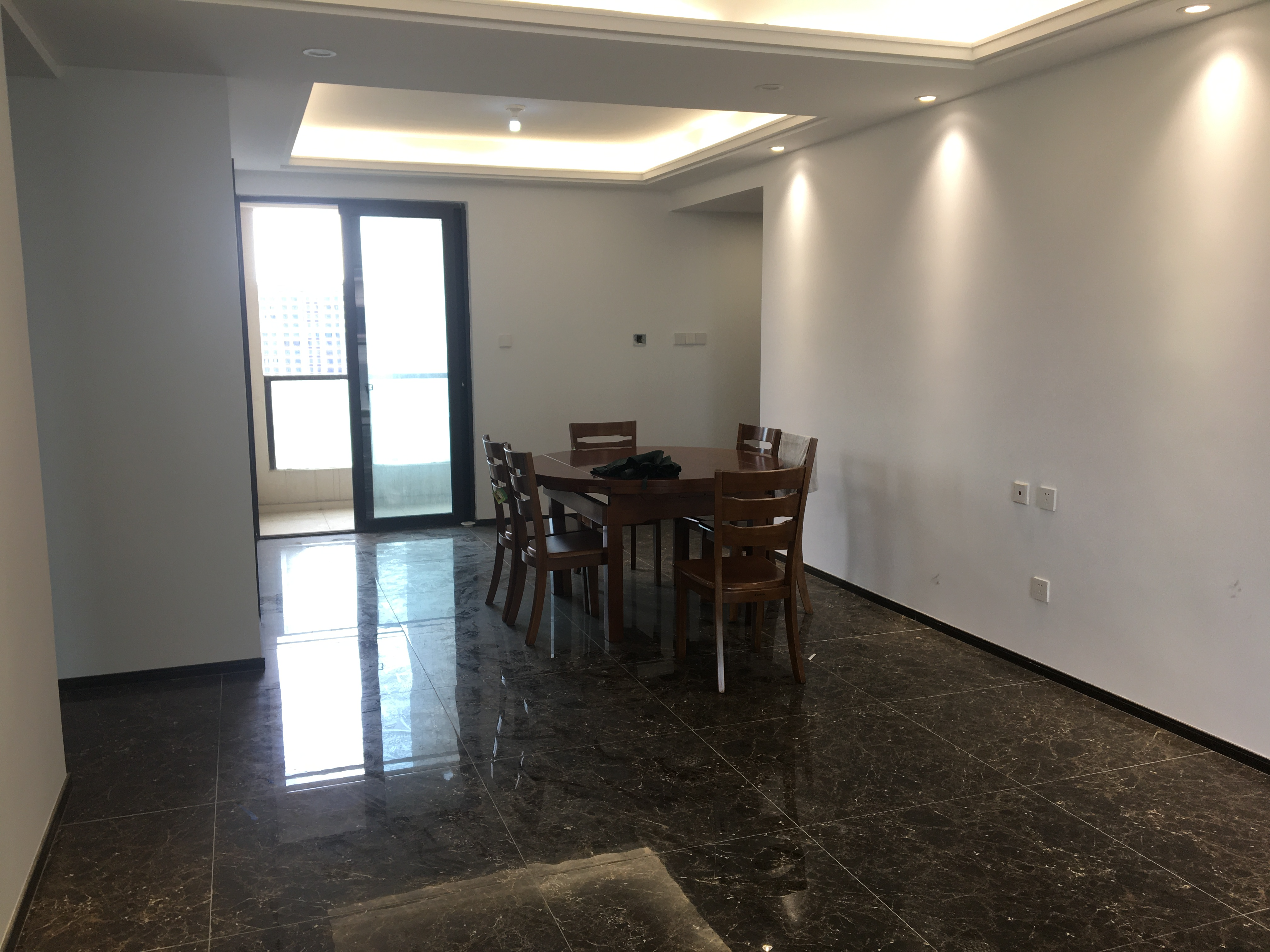 云樾东方 3室2厅2卫 124m²