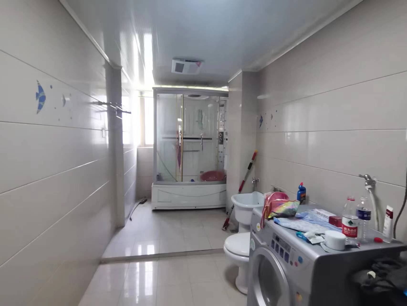 天都花苑 3室2厅2卫 135m&sup2;