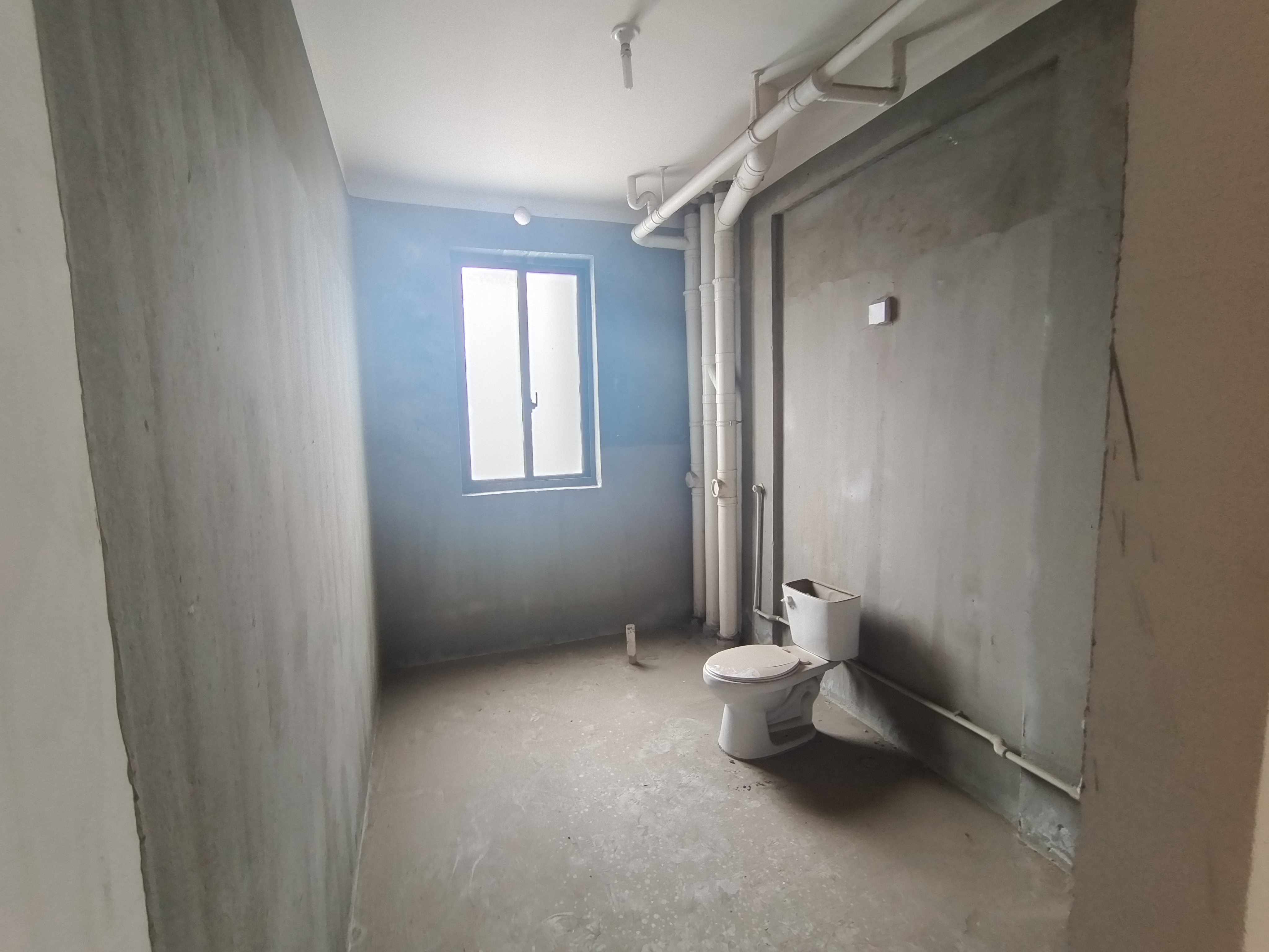 中港城世家 4室2厅2卫 189m&sup2;