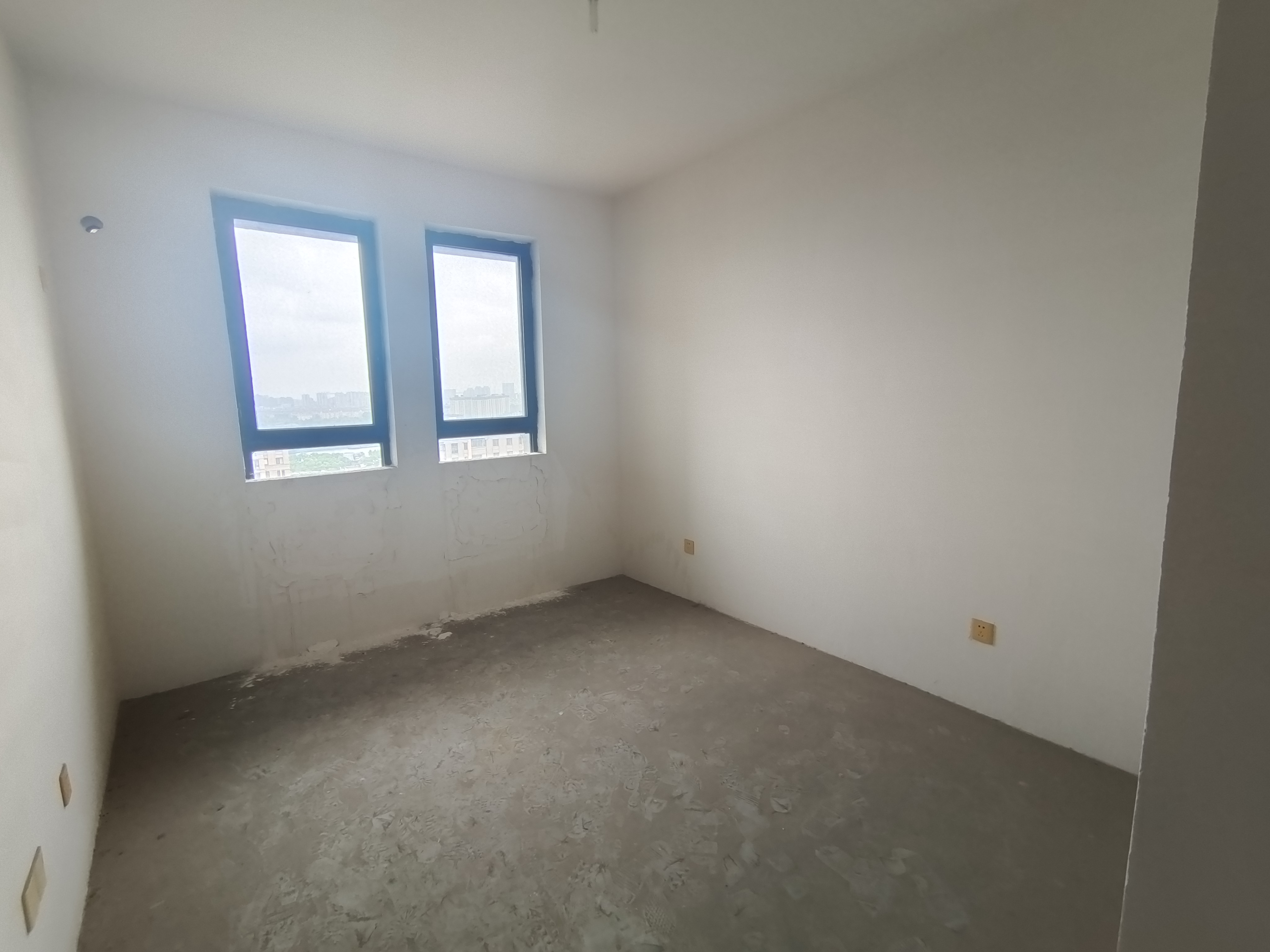 中港城世家 4室2厅2卫 189m&sup2;