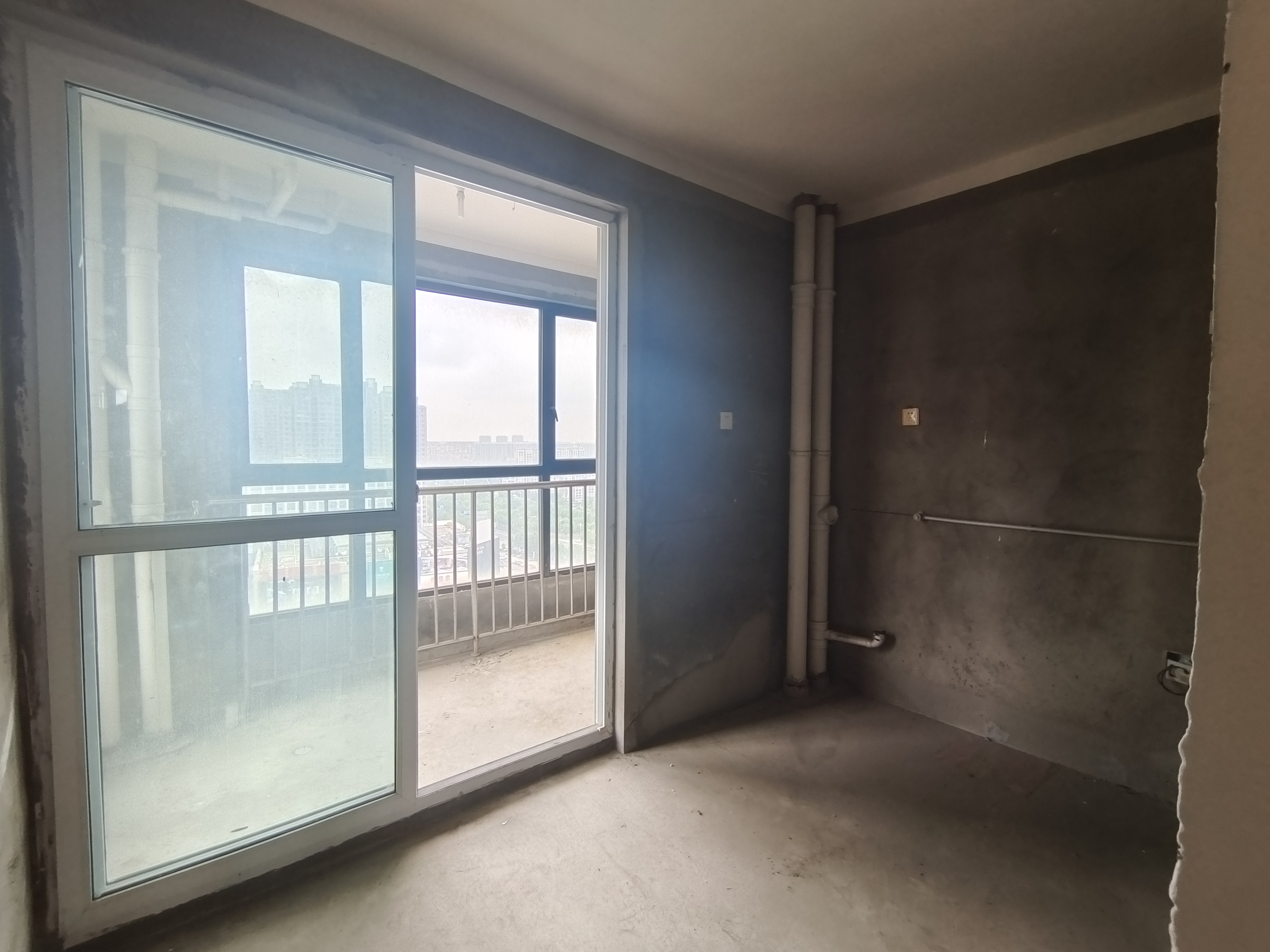 中港城世家 4室2厅2卫 189m&sup2;