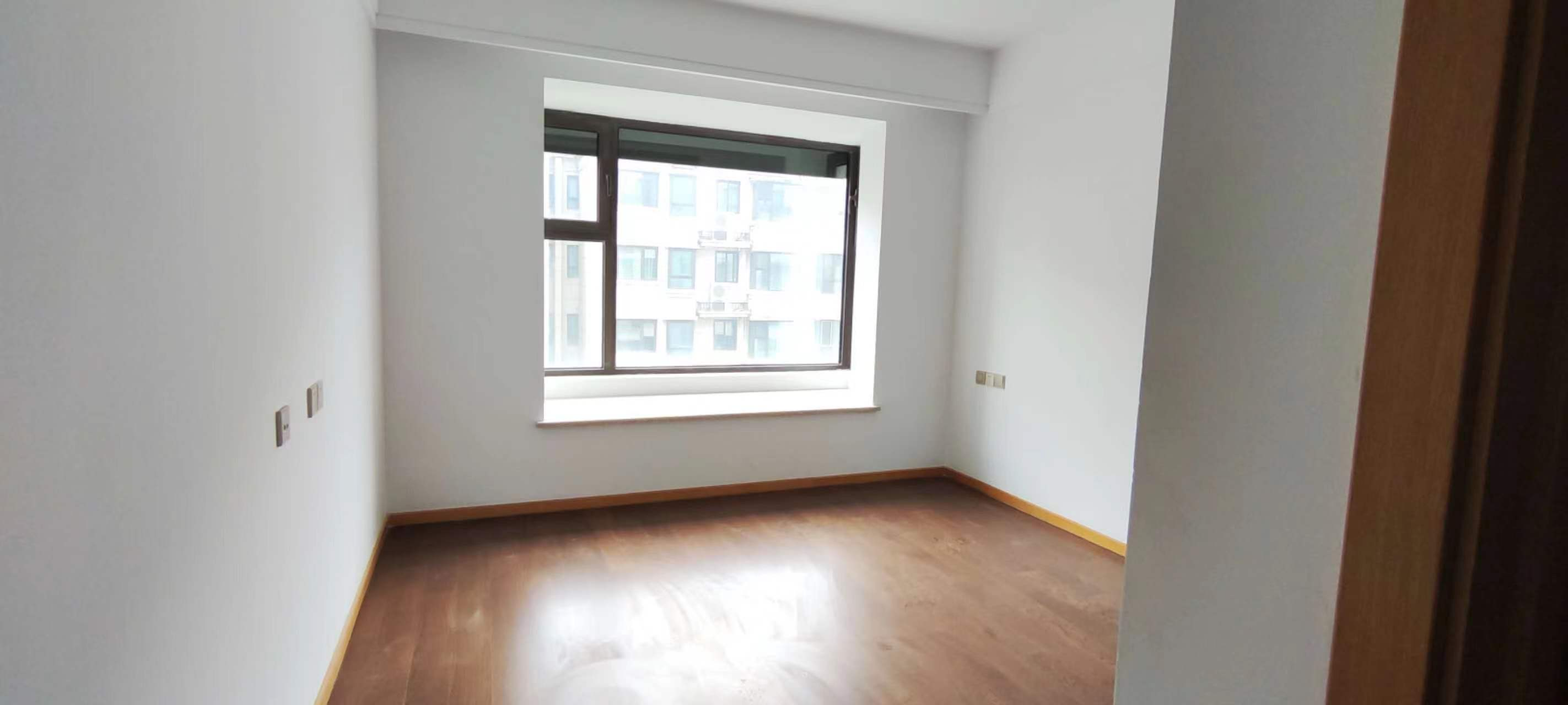 中南熙悦(南通经济技术开发区) 4室2厅2卫 122.5m&sup2;