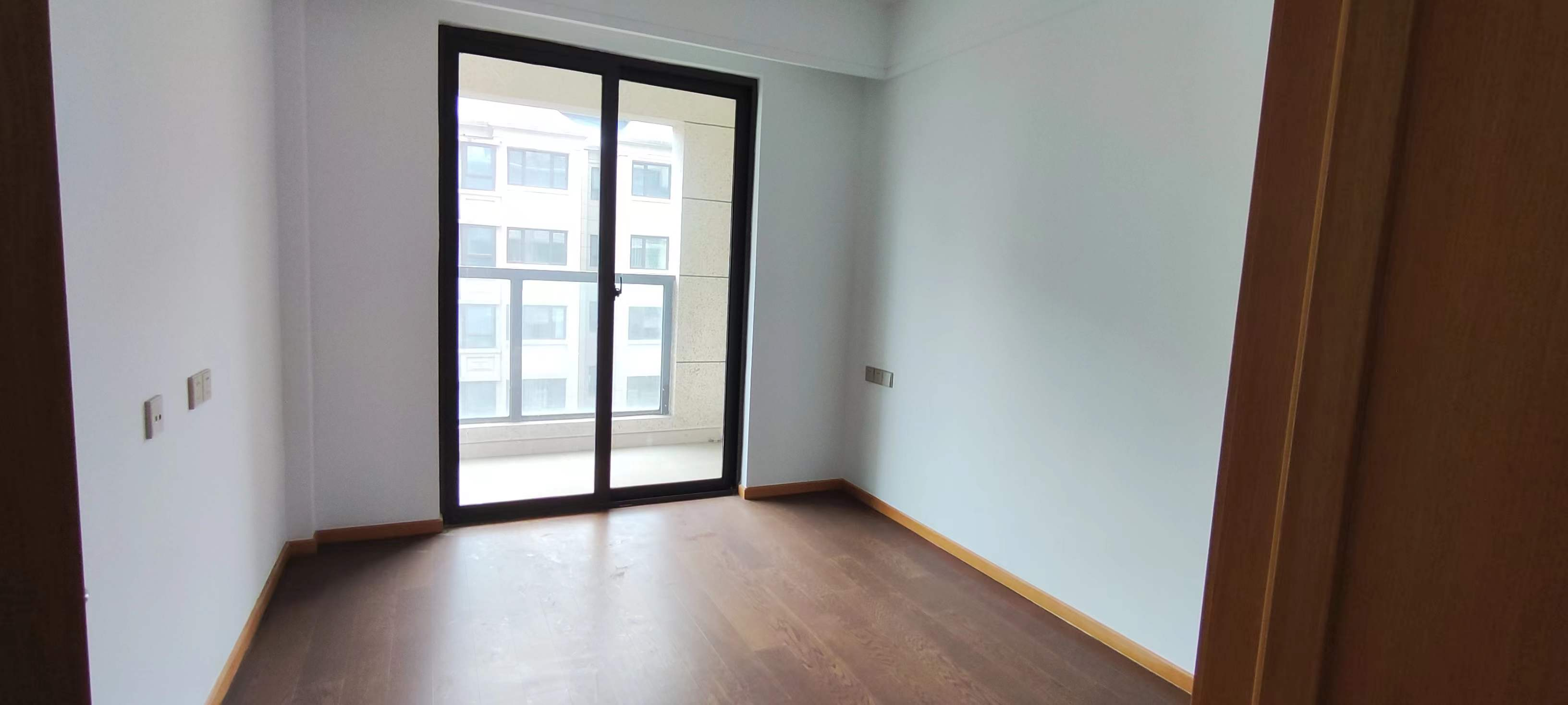 中南熙悦(南通经济技术开发区) 4室2厅2卫 122.5m&sup2;