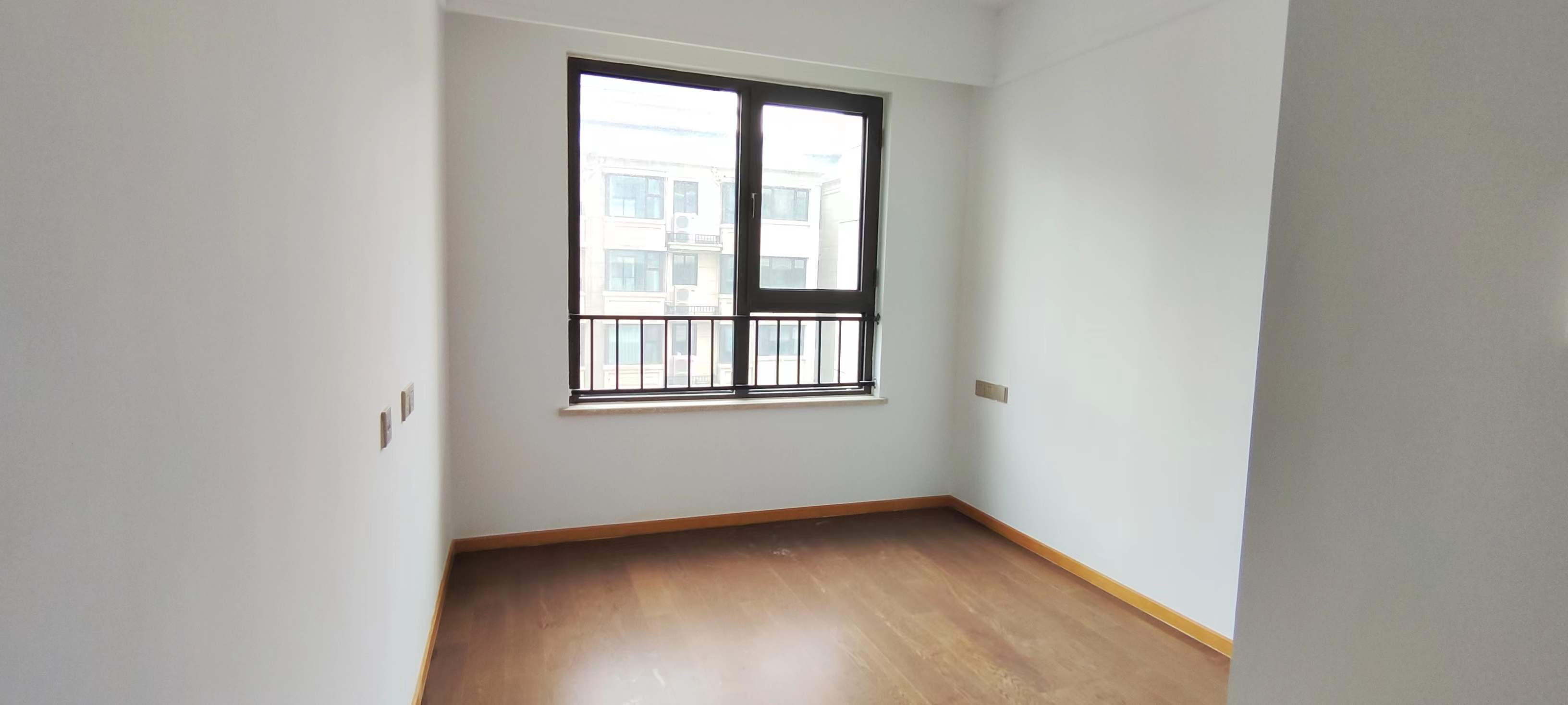 中南熙悦(南通经济技术开发区) 4室2厅2卫 122.5m&sup2;