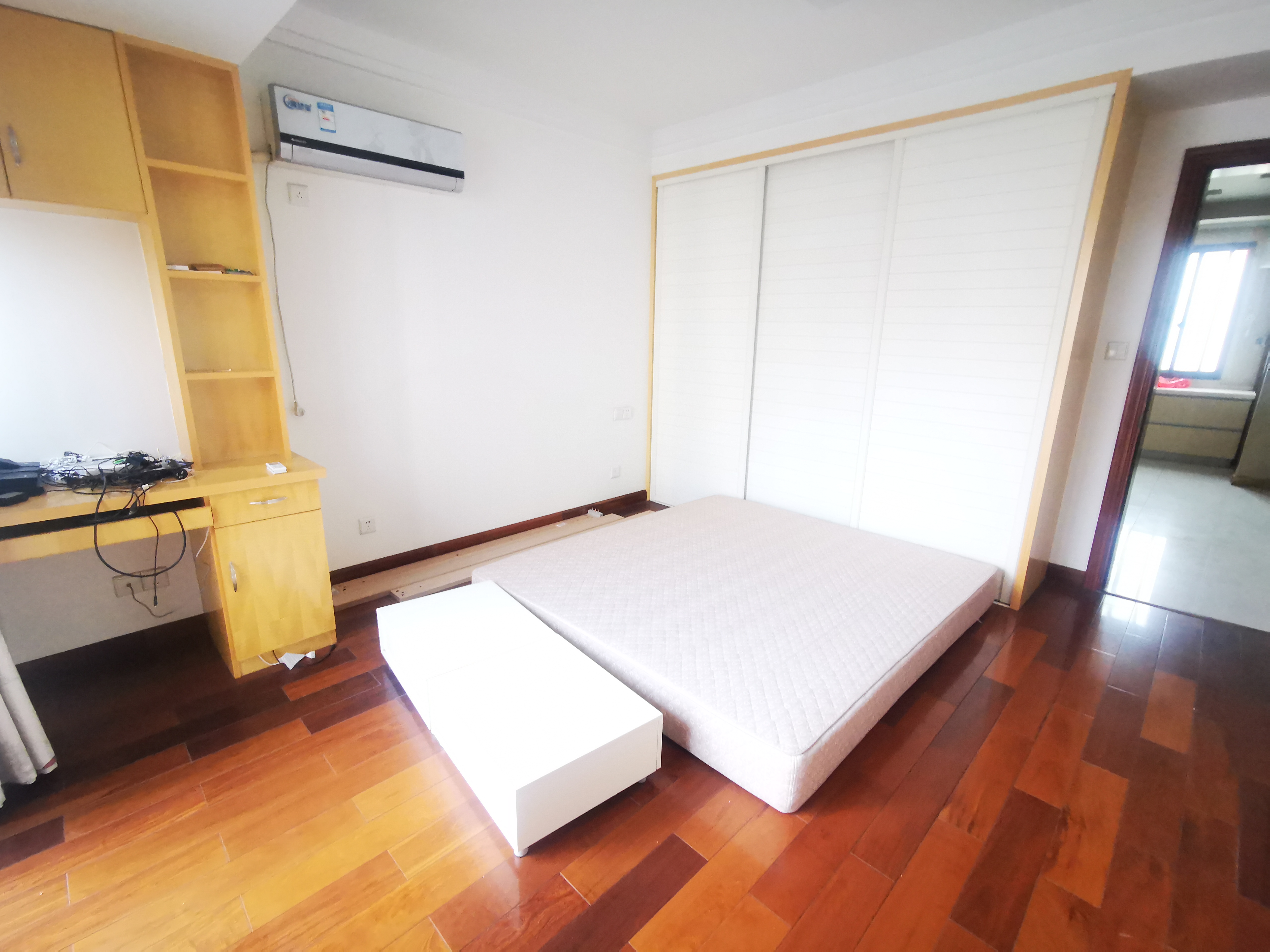 世纪城 3室2厅2卫 184m&sup2;