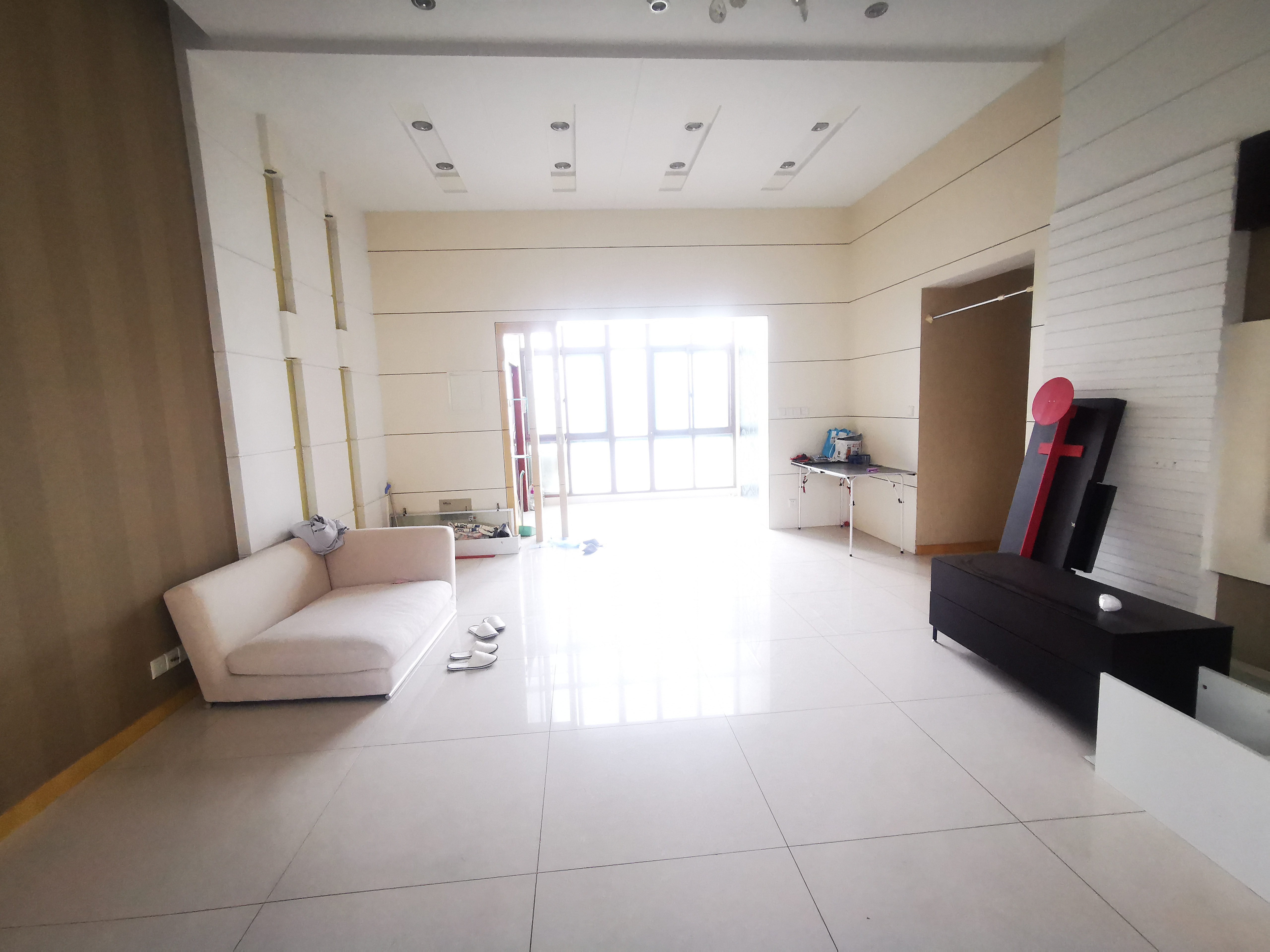世纪城 3室2厅2卫 184m²