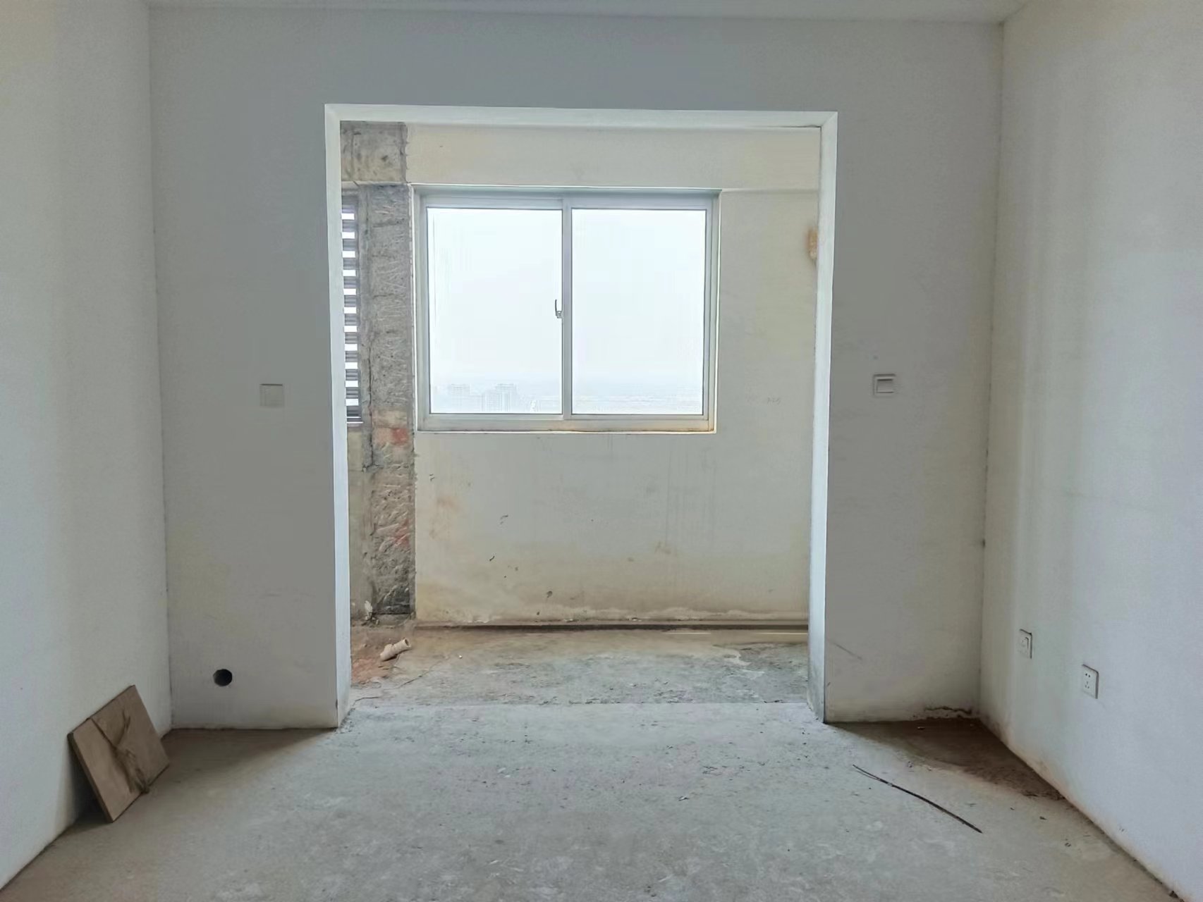 湖滨华庭 2室2厅1卫 101m&sup2;