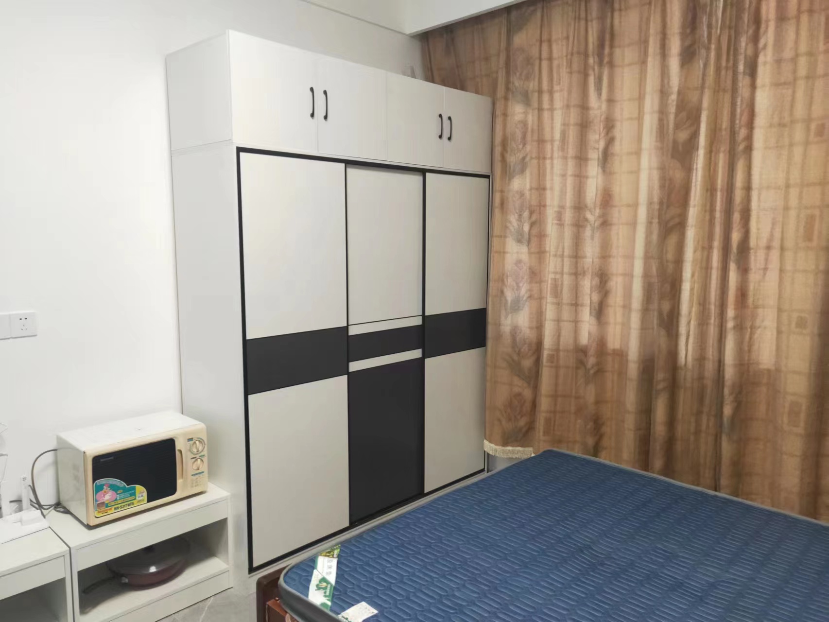 涌鑫八达通广场 1室1厅1卫 33m²