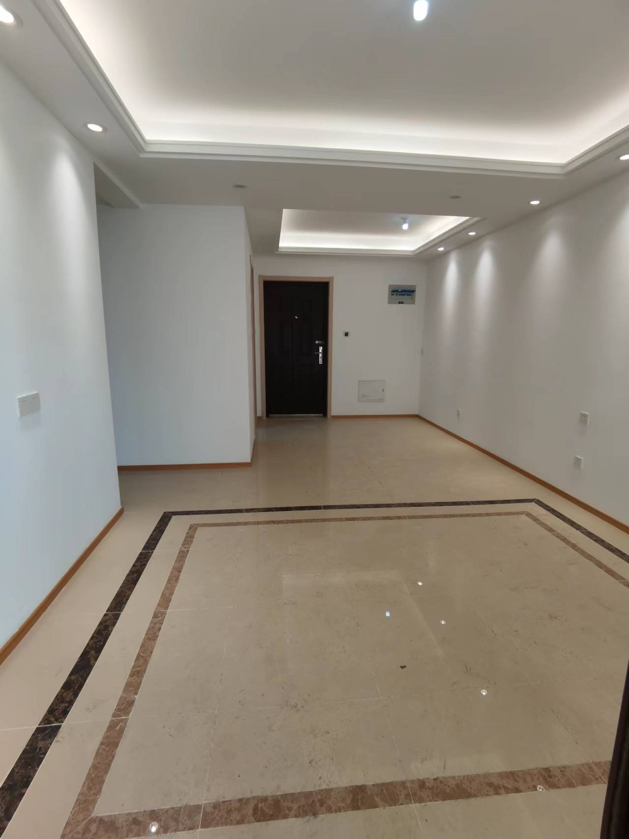云樾东方 3室2厅1卫 95m&sup2;