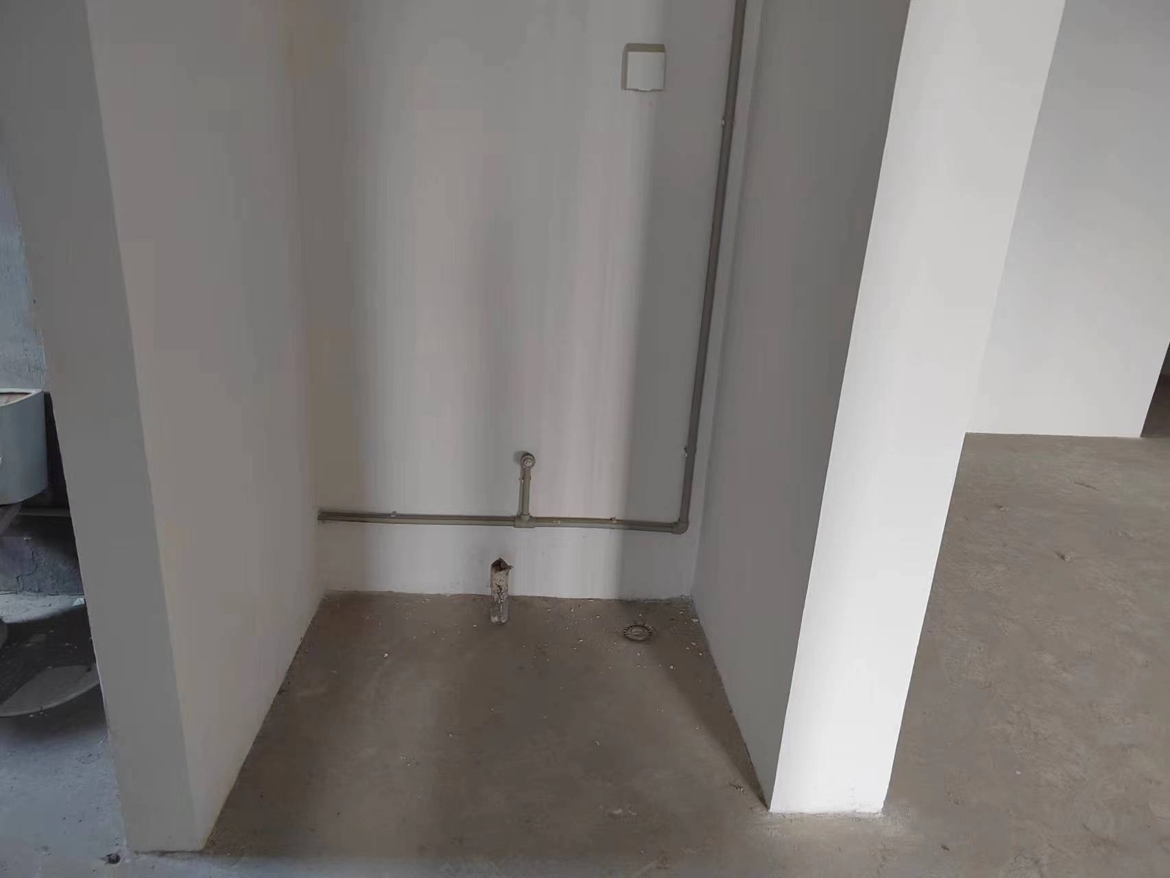 高迪晶城 4室2厅2卫 159m&sup2;