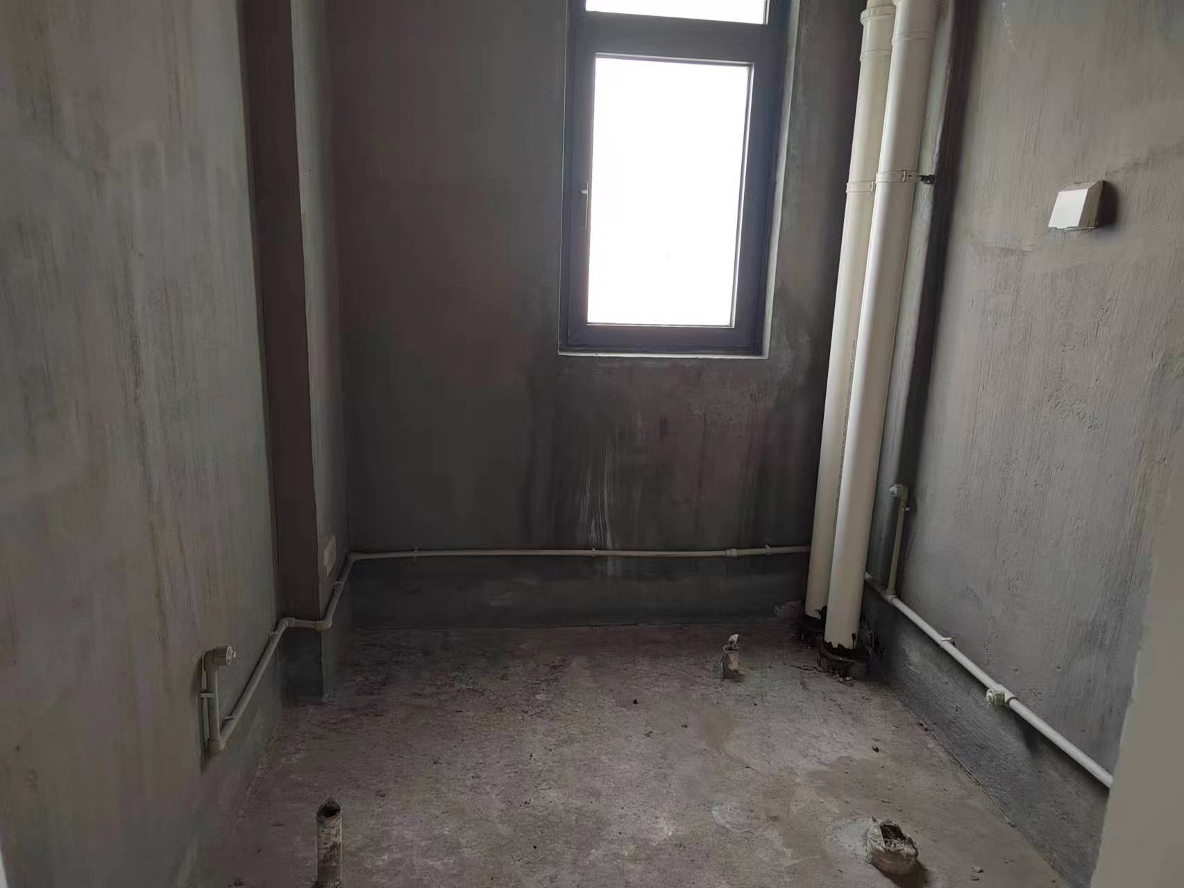 高迪晶城 4室2厅2卫 159m&sup2;