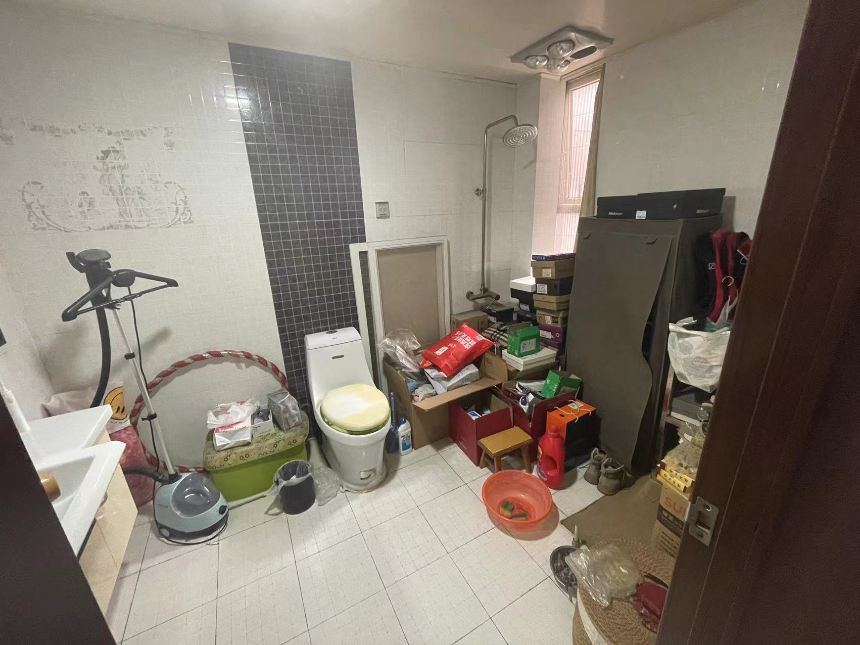 德诚嘉园 3室2厅2卫 135m&sup2;