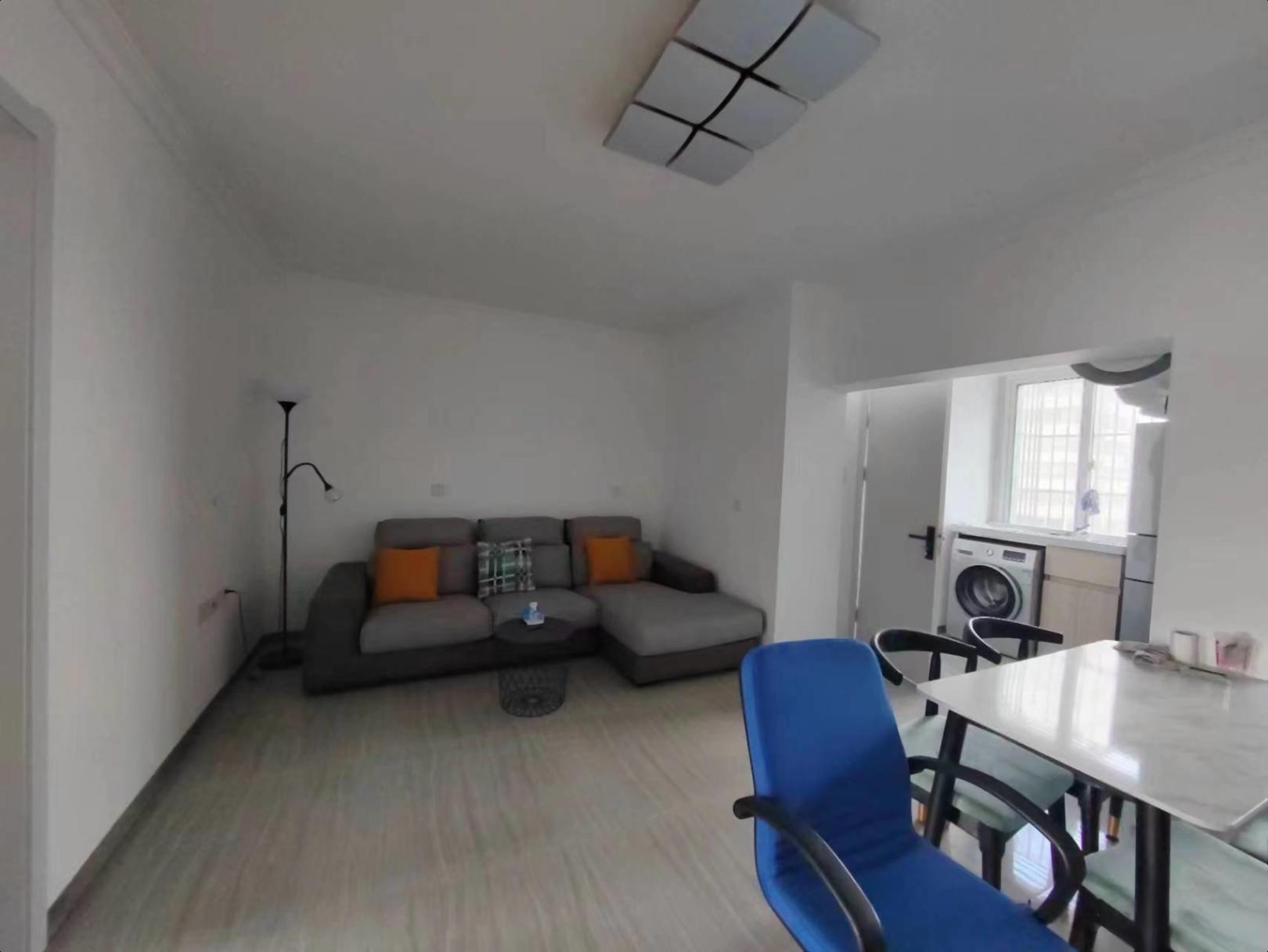 人民中路92号 3室2厅1卫 114m&sup2;