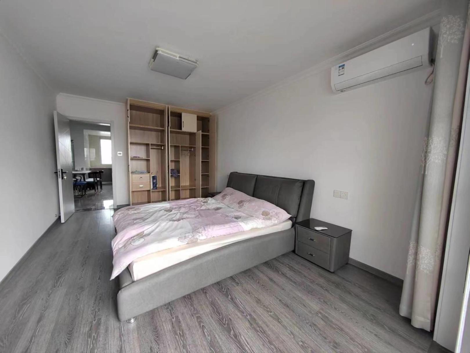人民中路92号 3室1厅1卫 102.00m&sup2;