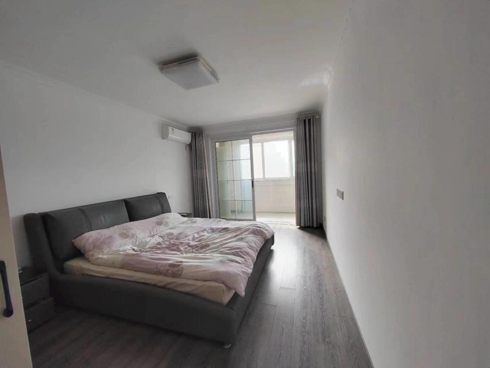 人民中路92号 3室1厅1卫 102.00m&sup2;