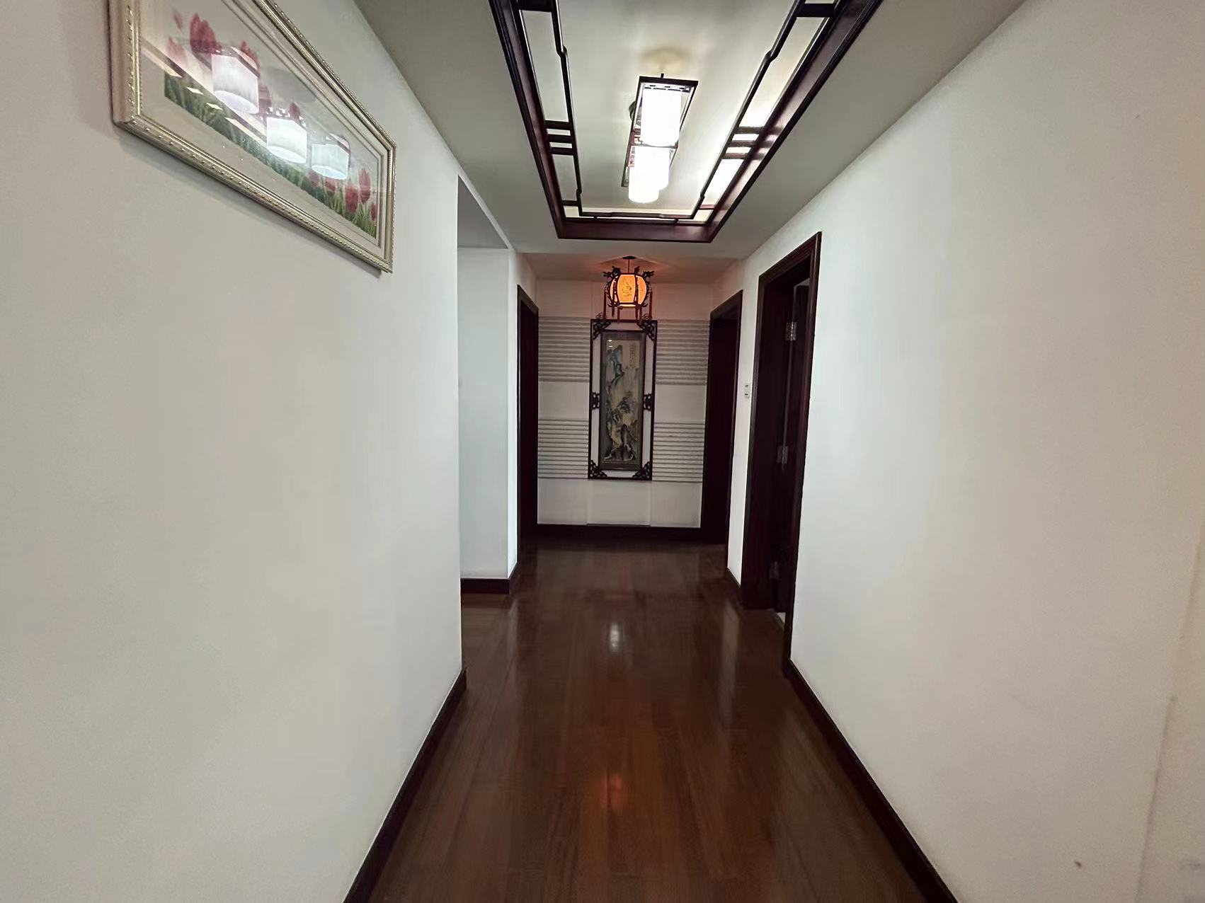 都市华城 3室2厅2卫 151.00m&sup2;