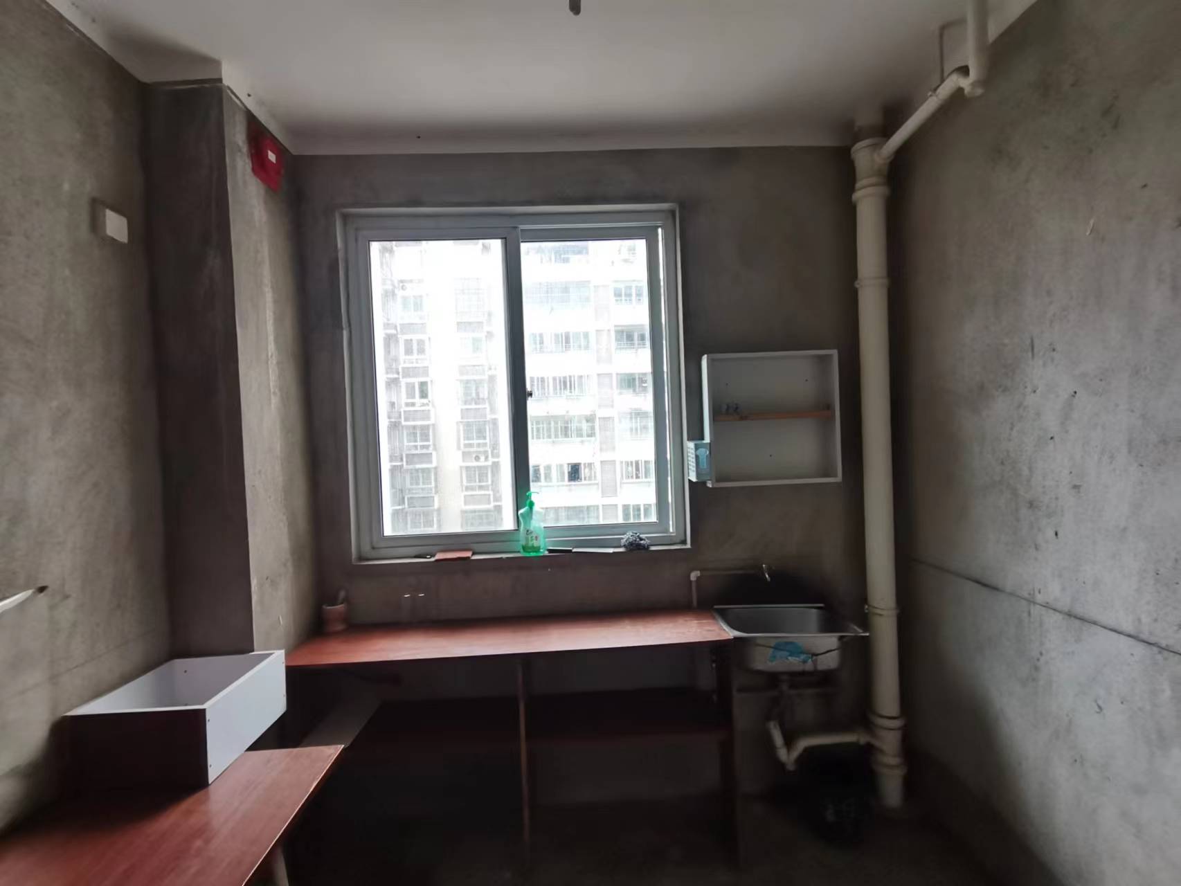 金霞东苑 2室1厅1卫 99m&sup2;