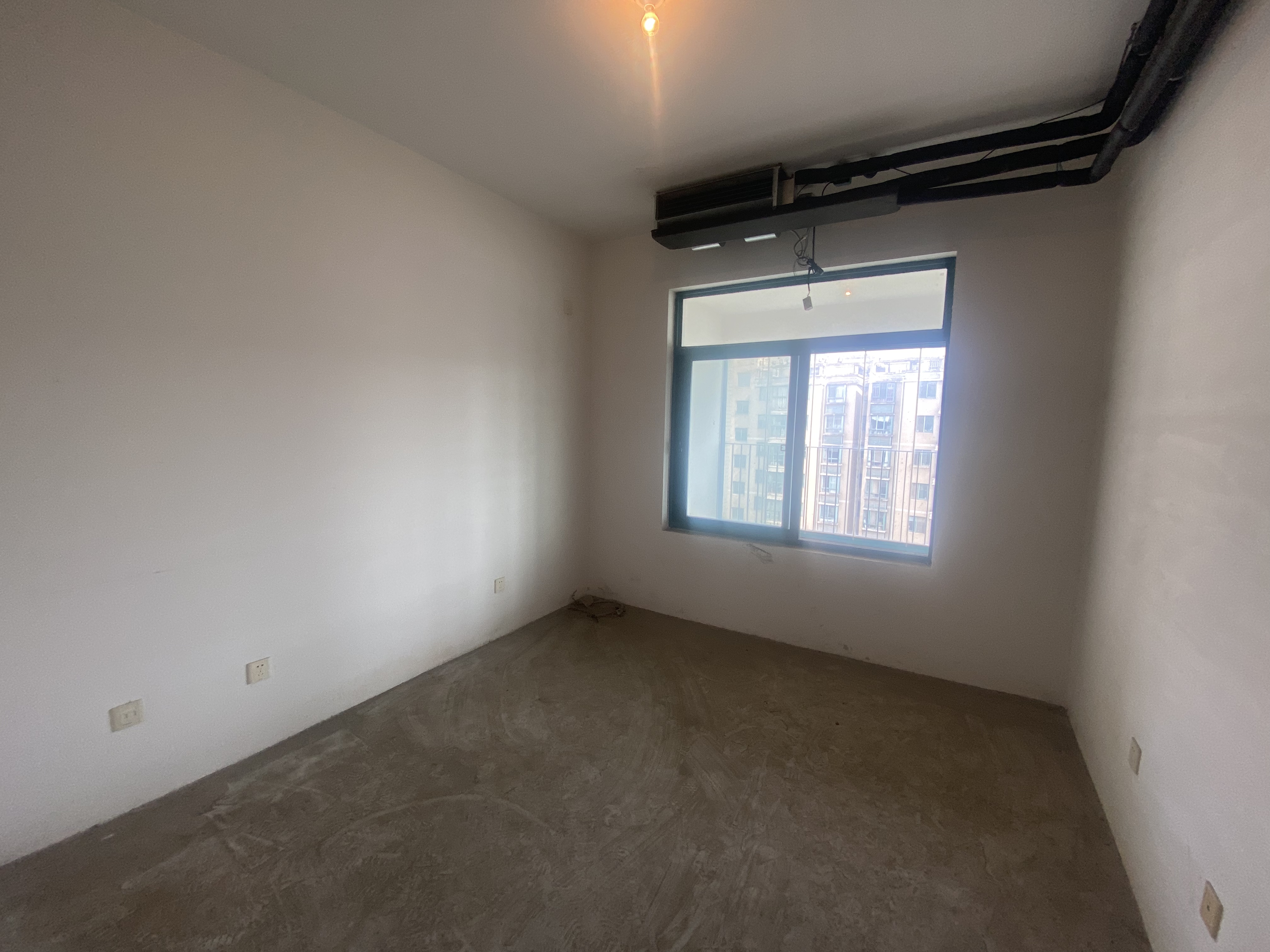 新城小区 3室2厅2卫 152m&sup2;