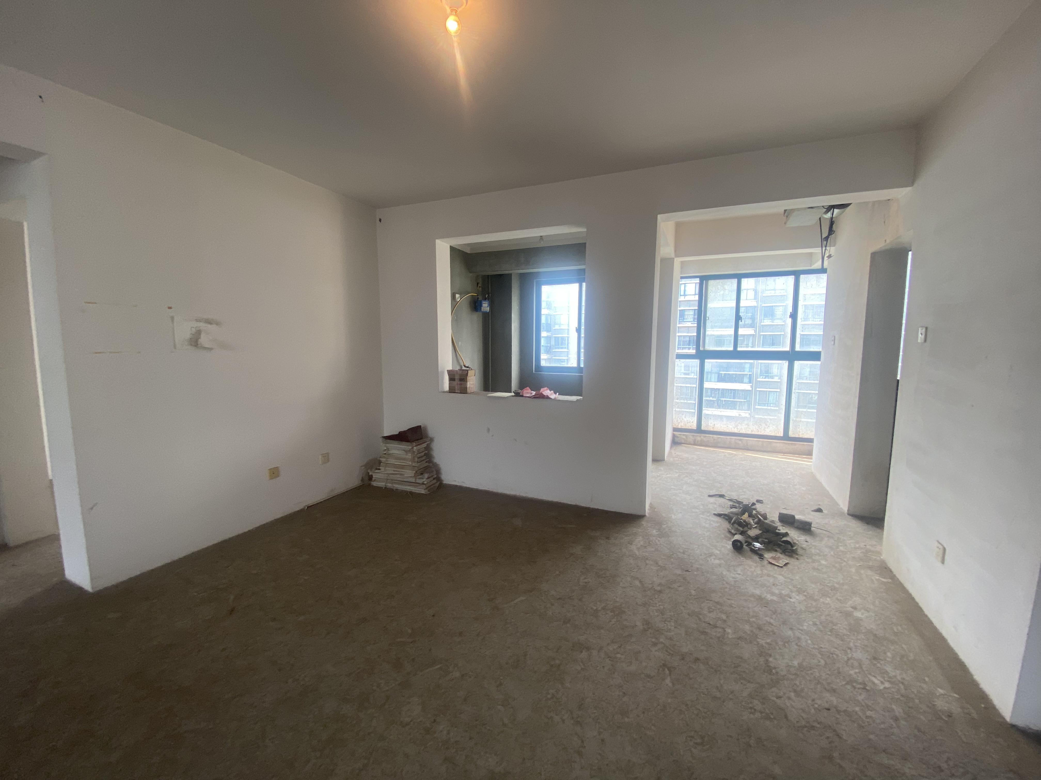 新城小区 3室2厅2卫 152m&sup2;