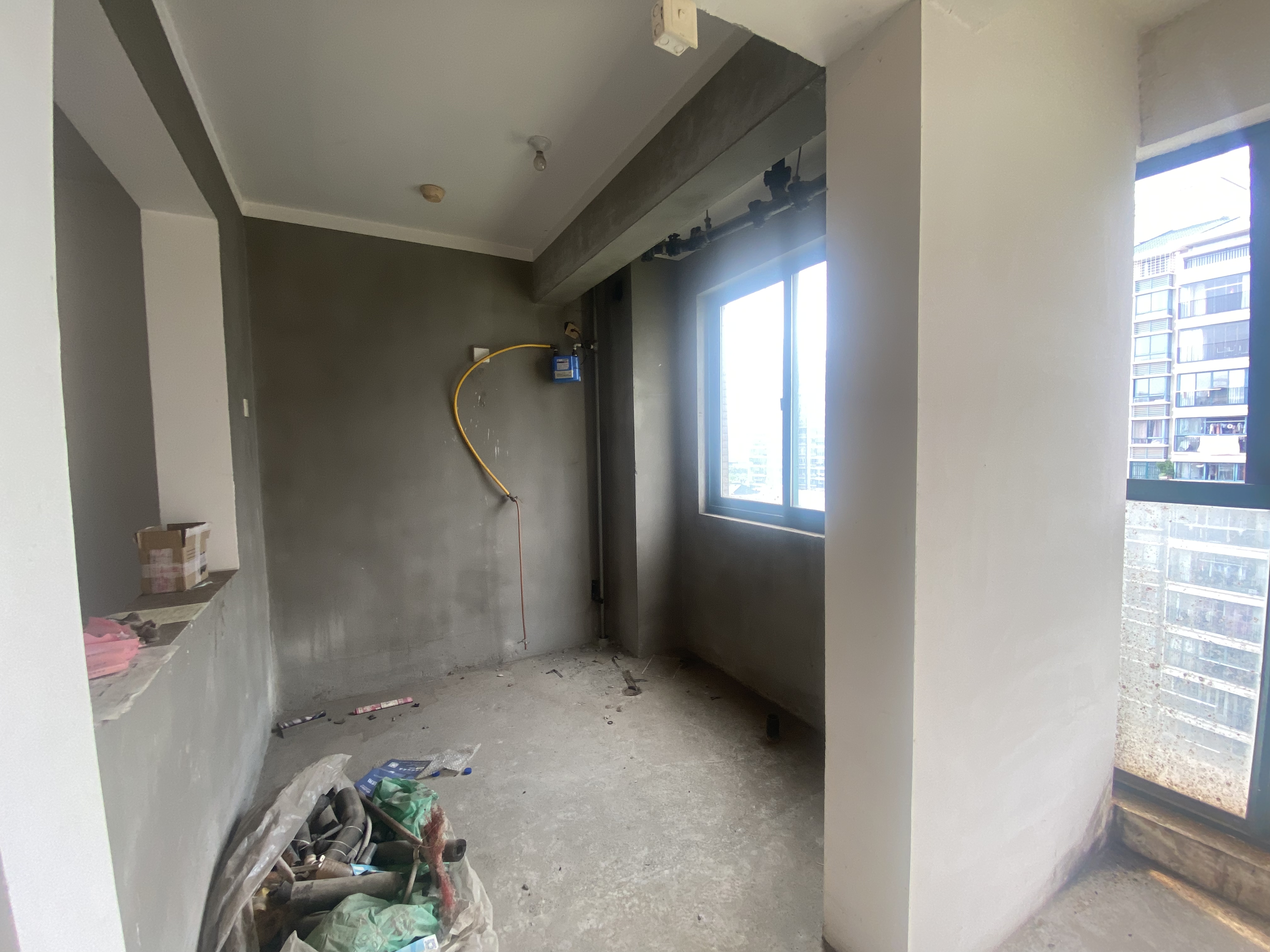 新城小区 3室2厅2卫 152m&sup2;