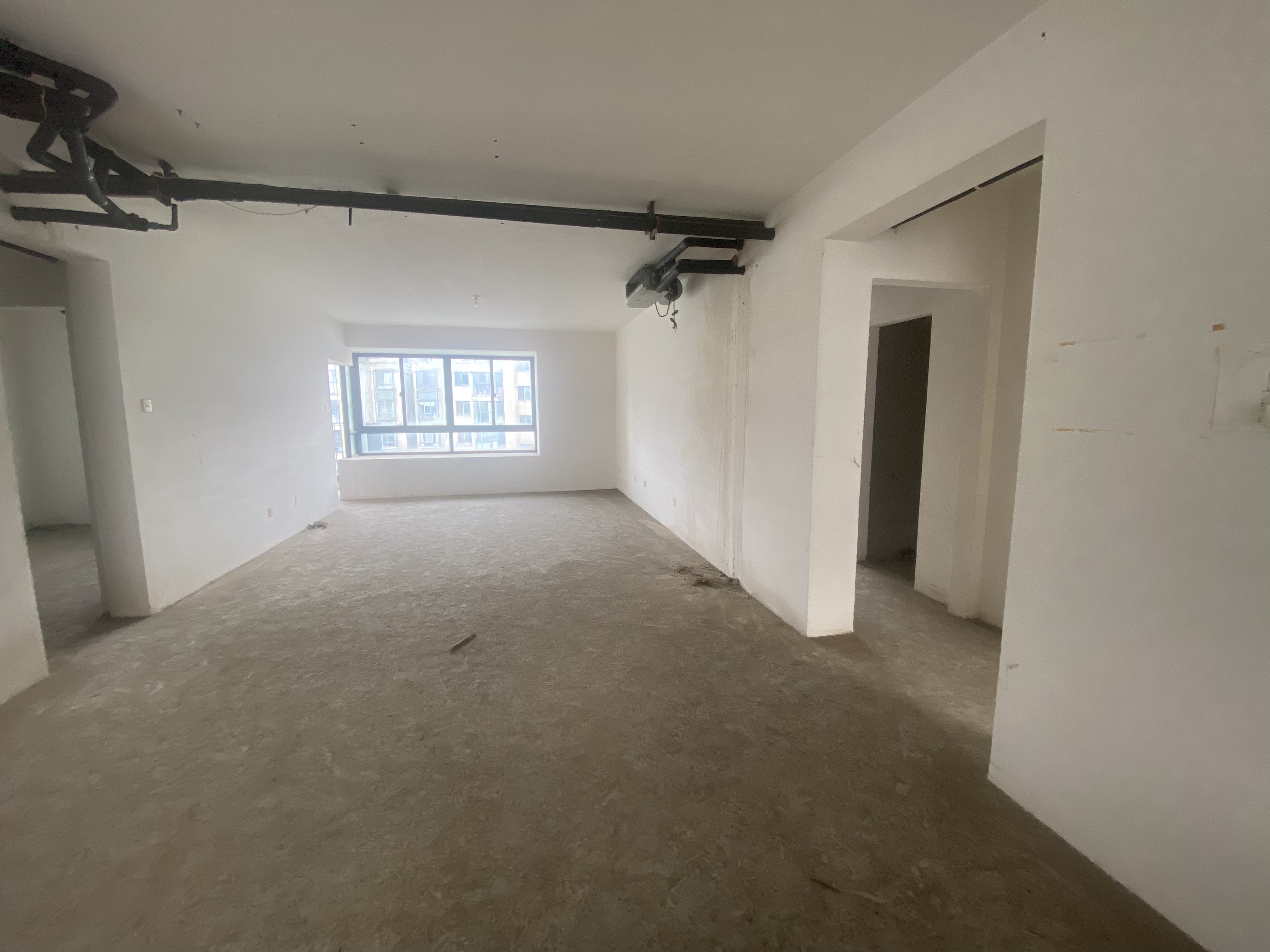 新城小区 3室2厅2卫 152m&sup2;