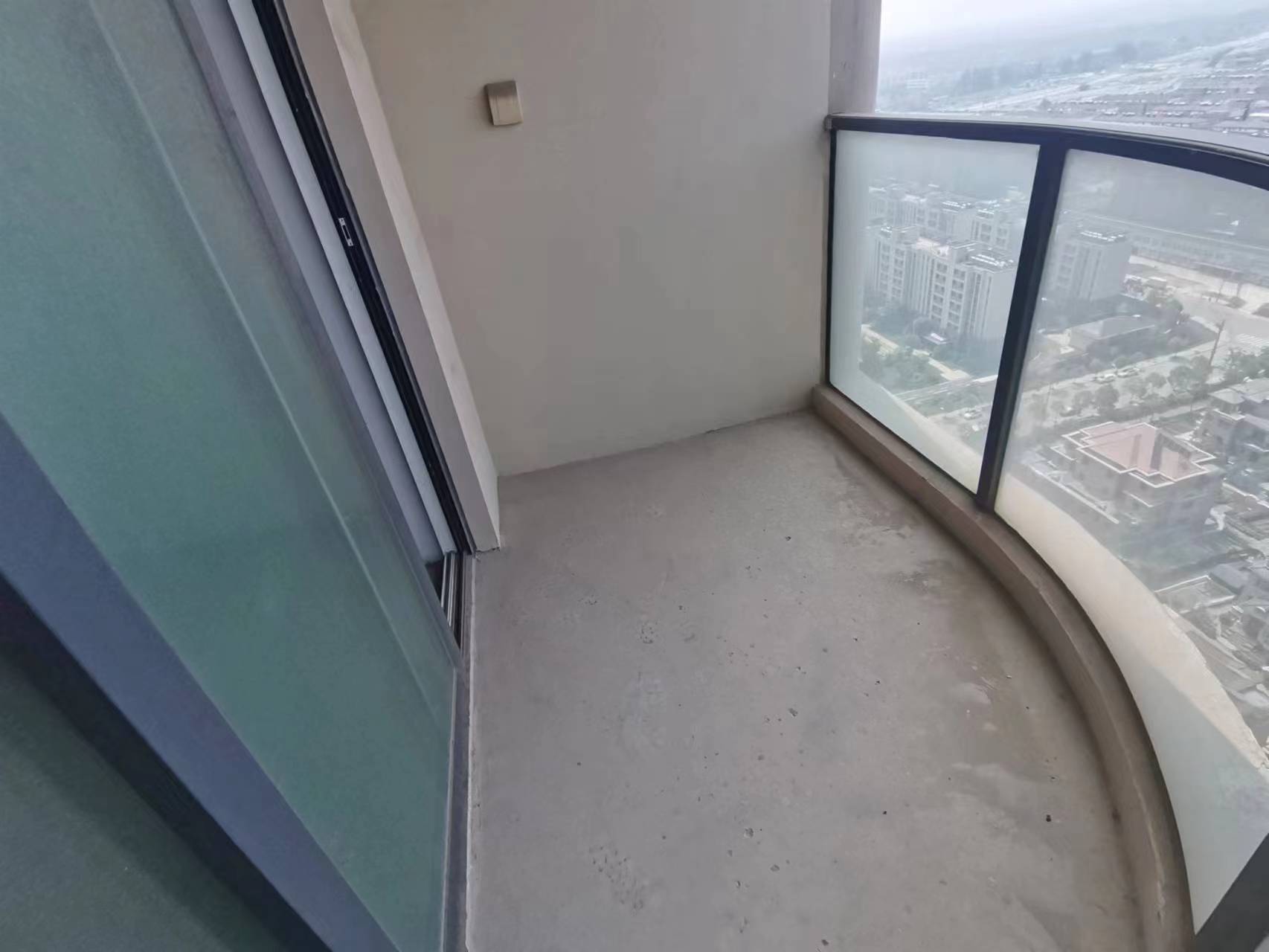 富都豪园 3室2厅3卫 169m&sup2;