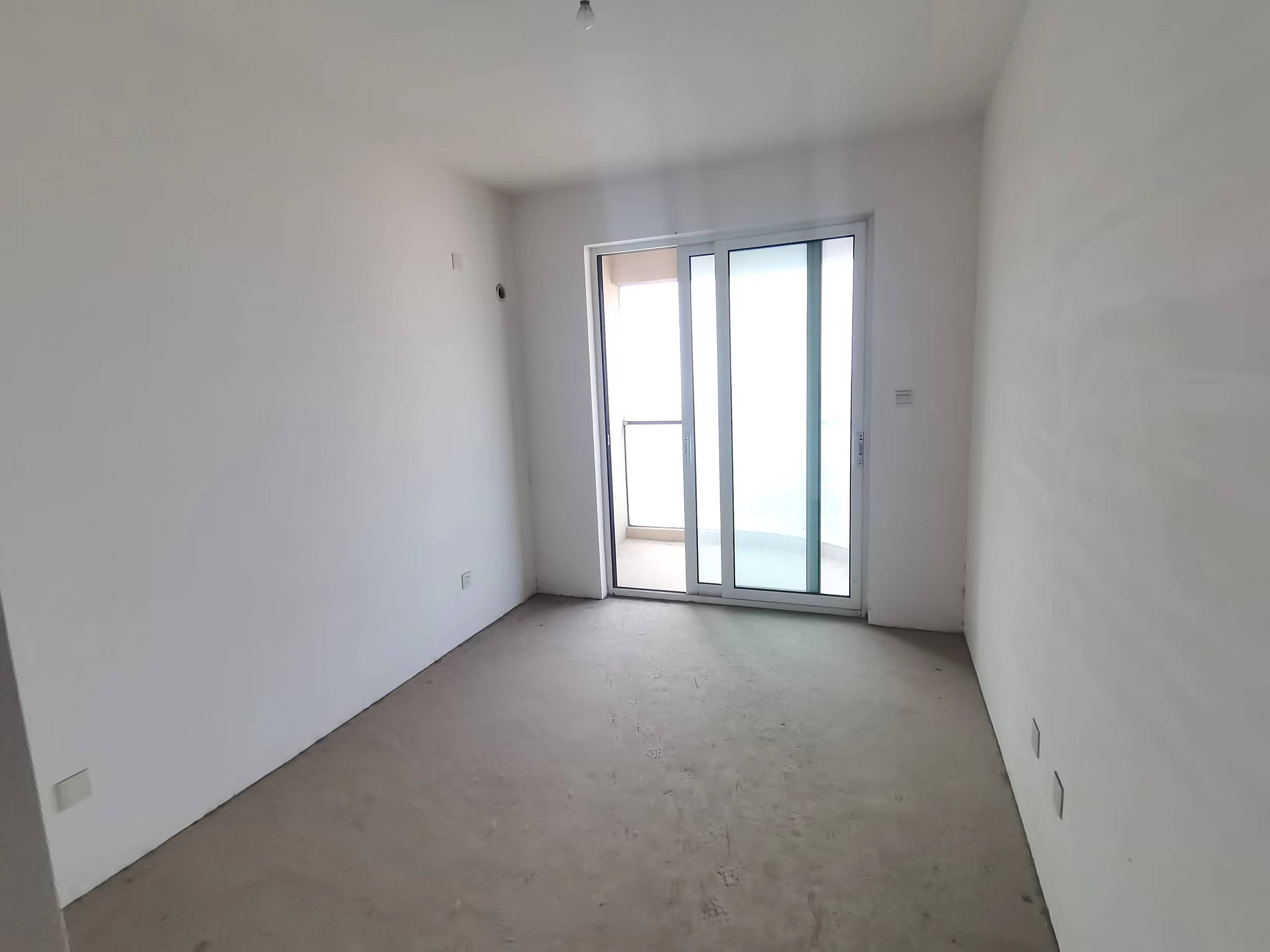富都豪园 3室2厅3卫 169m&sup2;