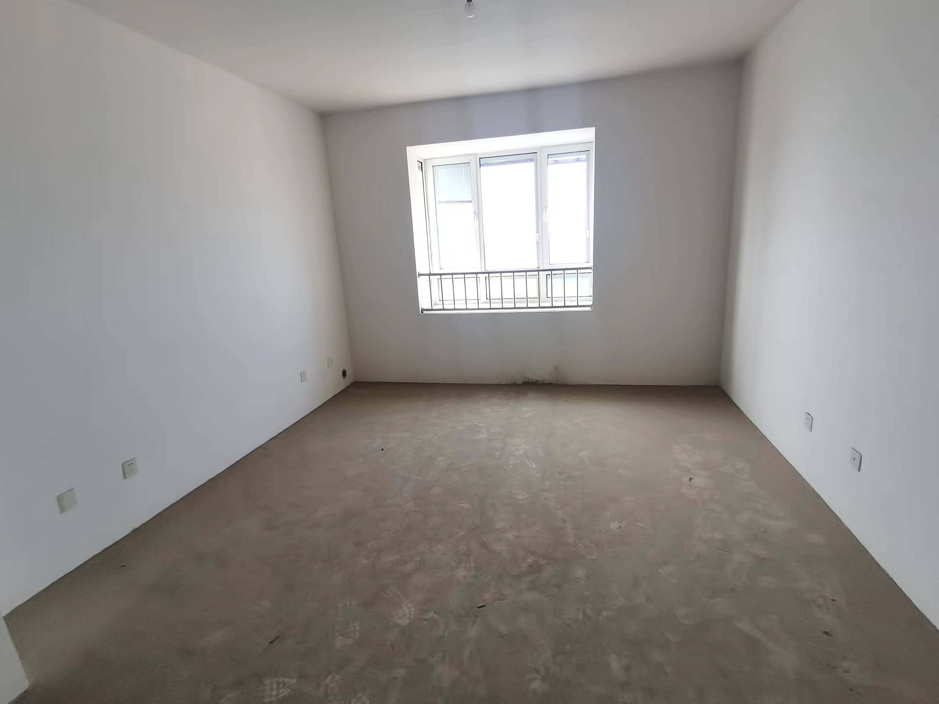 富都豪园 3室2厅3卫 169m&sup2;