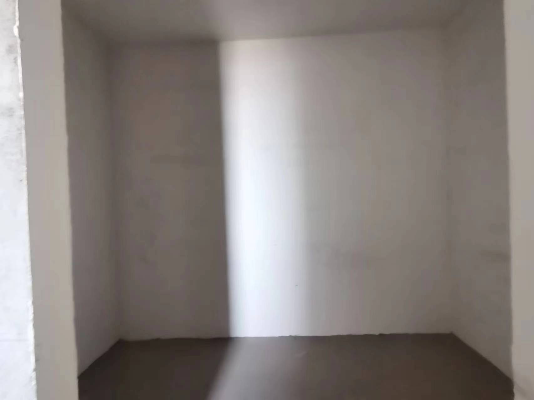 富都豪园 3室2厅3卫 169m&sup2;