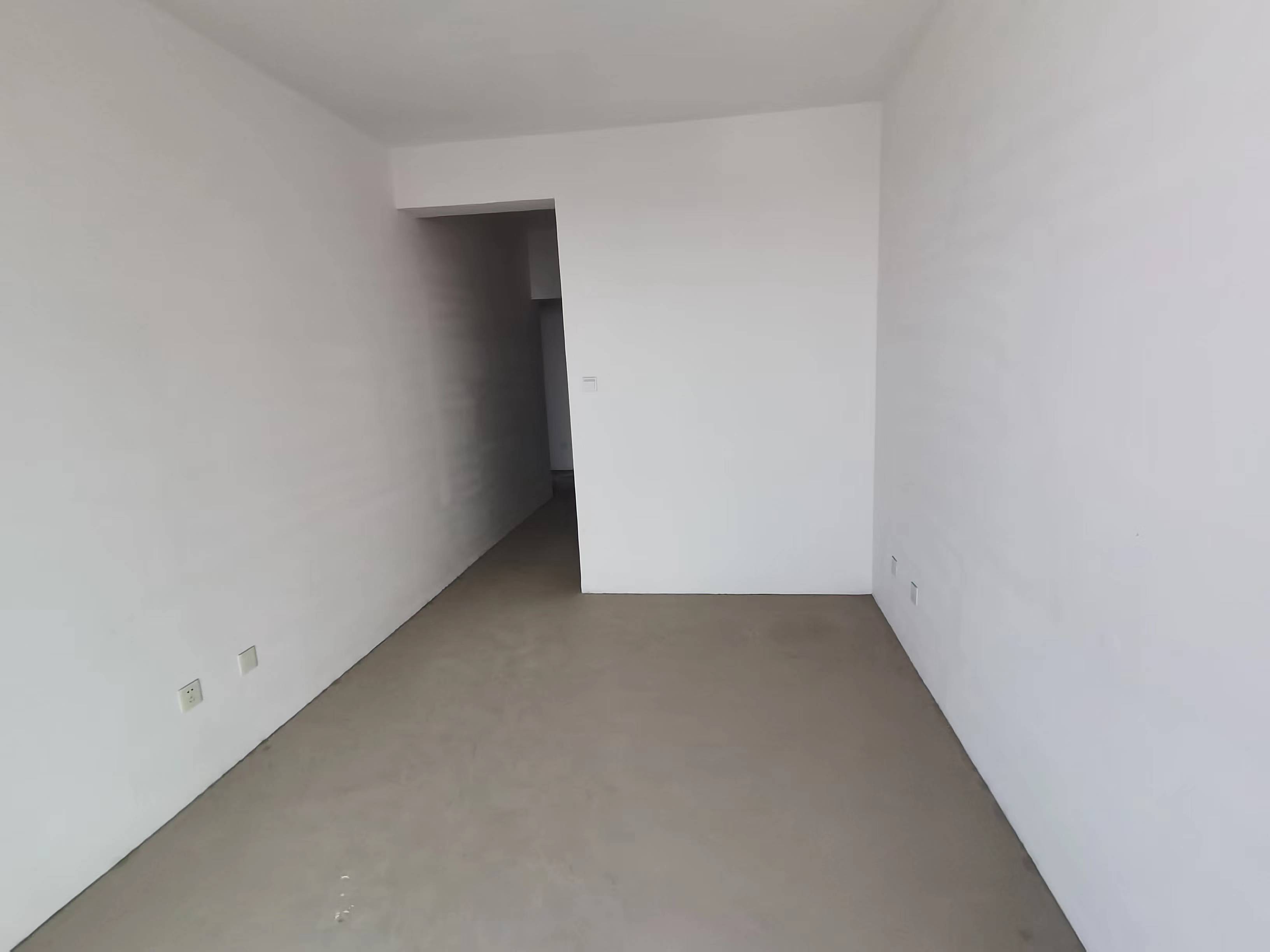 富都豪园 3室2厅3卫 169m&sup2;