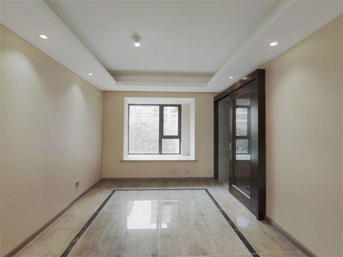 远创樾府 3室2厅2卫 121.68m&sup2;