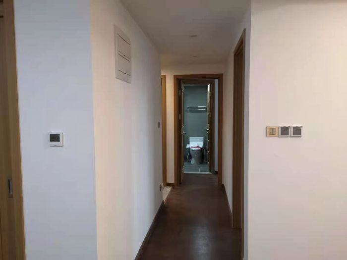 雍华府 3室2厅2卫 98m&sup2;