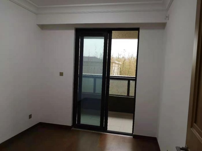 雍华府 3室2厅2卫 98m&sup2;